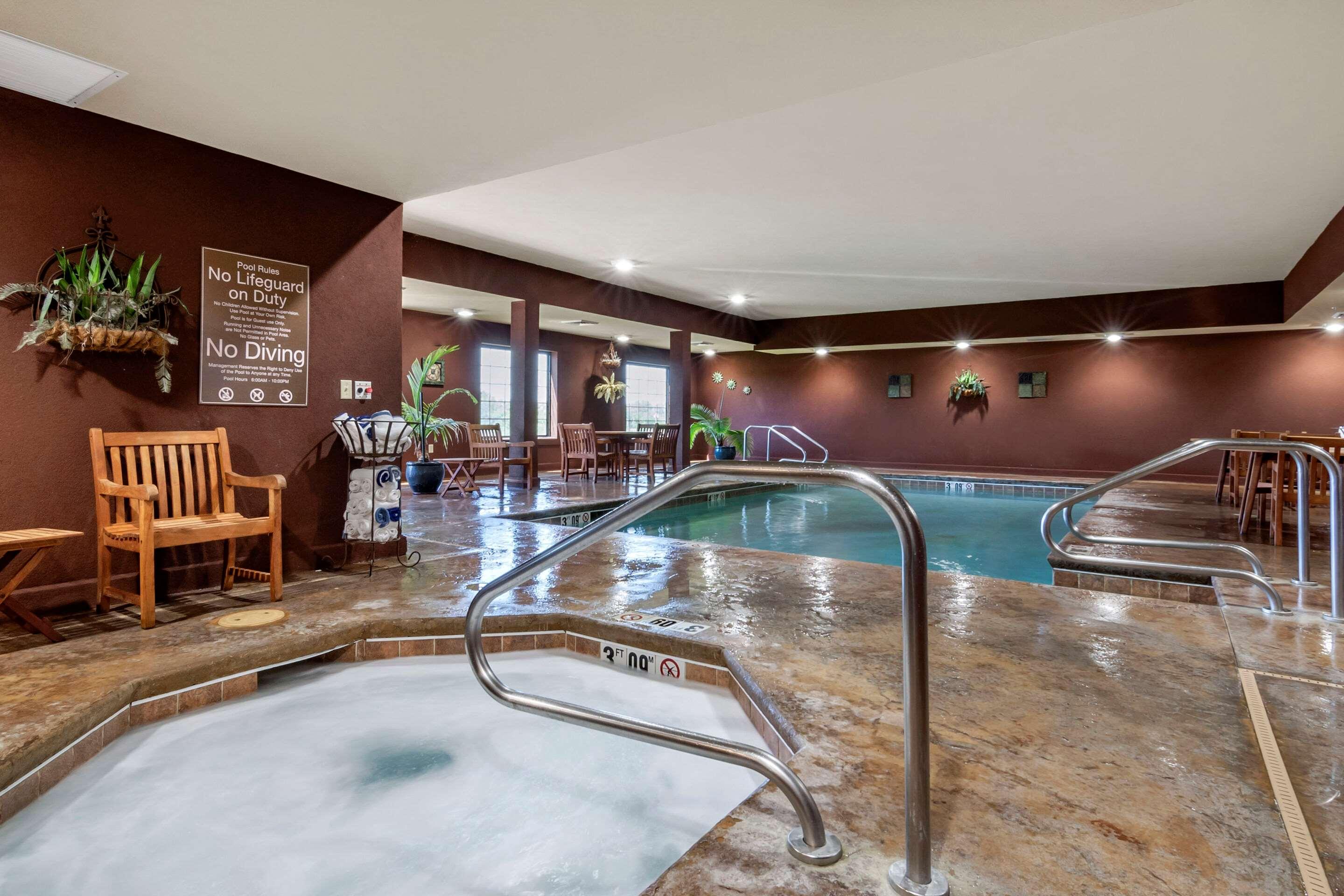 Comfort Inn & Suites Chillicothe — photo 4