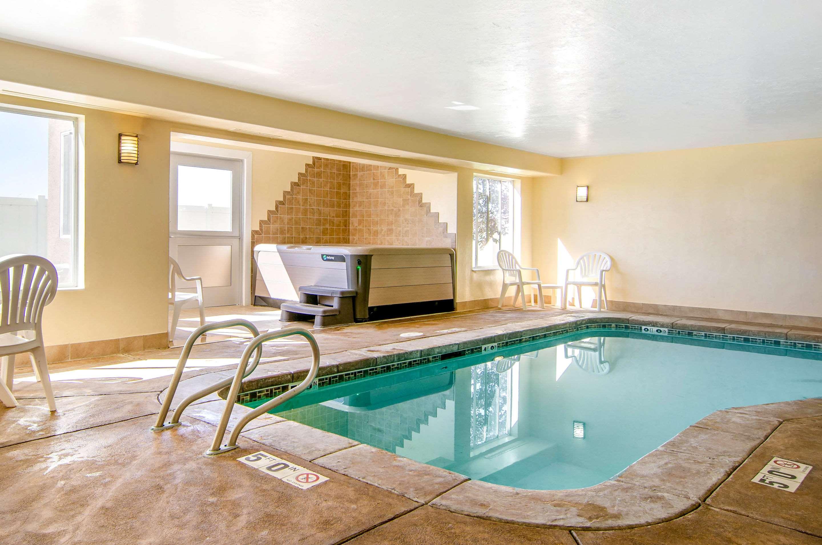 Sleep Inn & Suites — photo 3