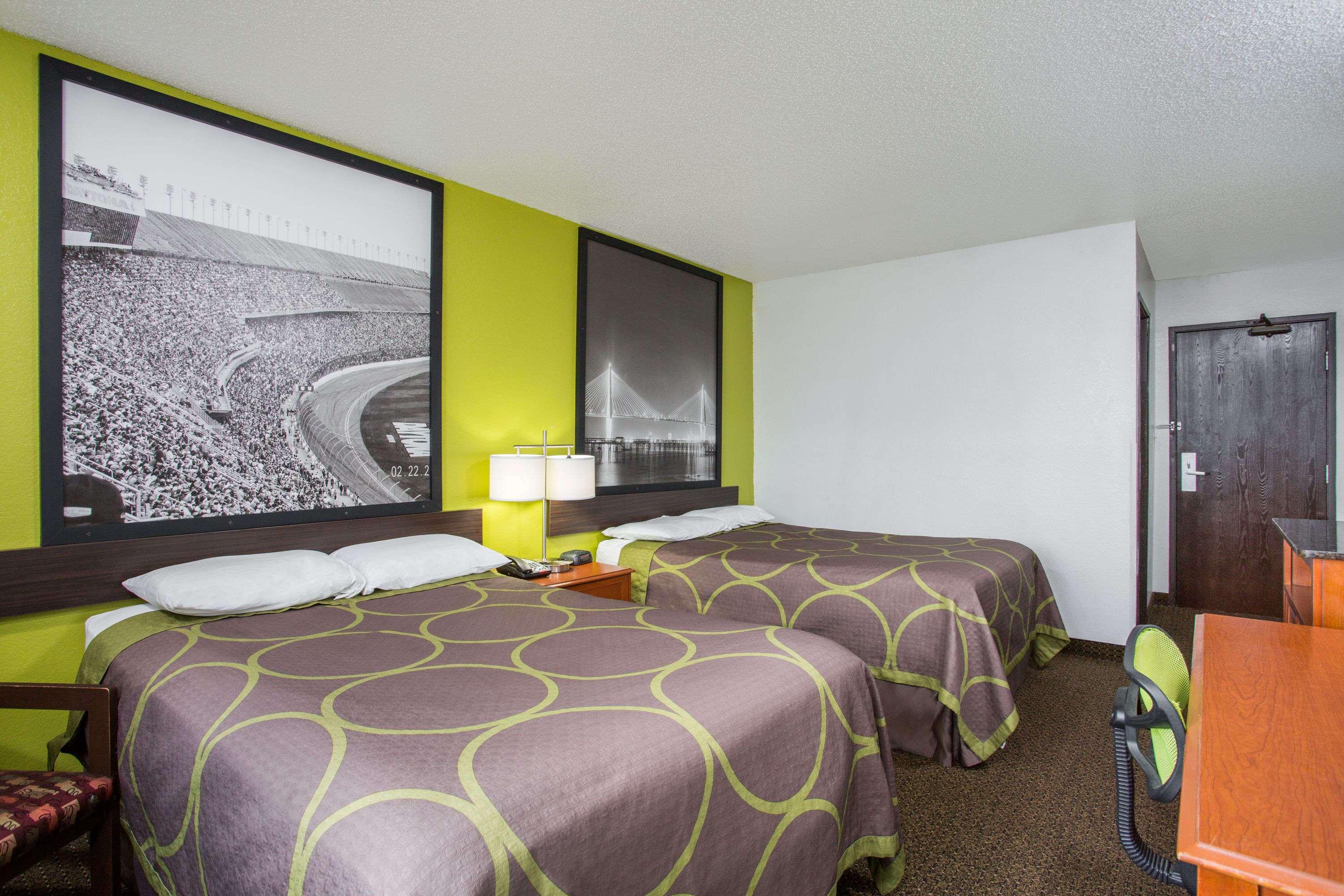 Super 8 by Wyndham Franklin — photo 5