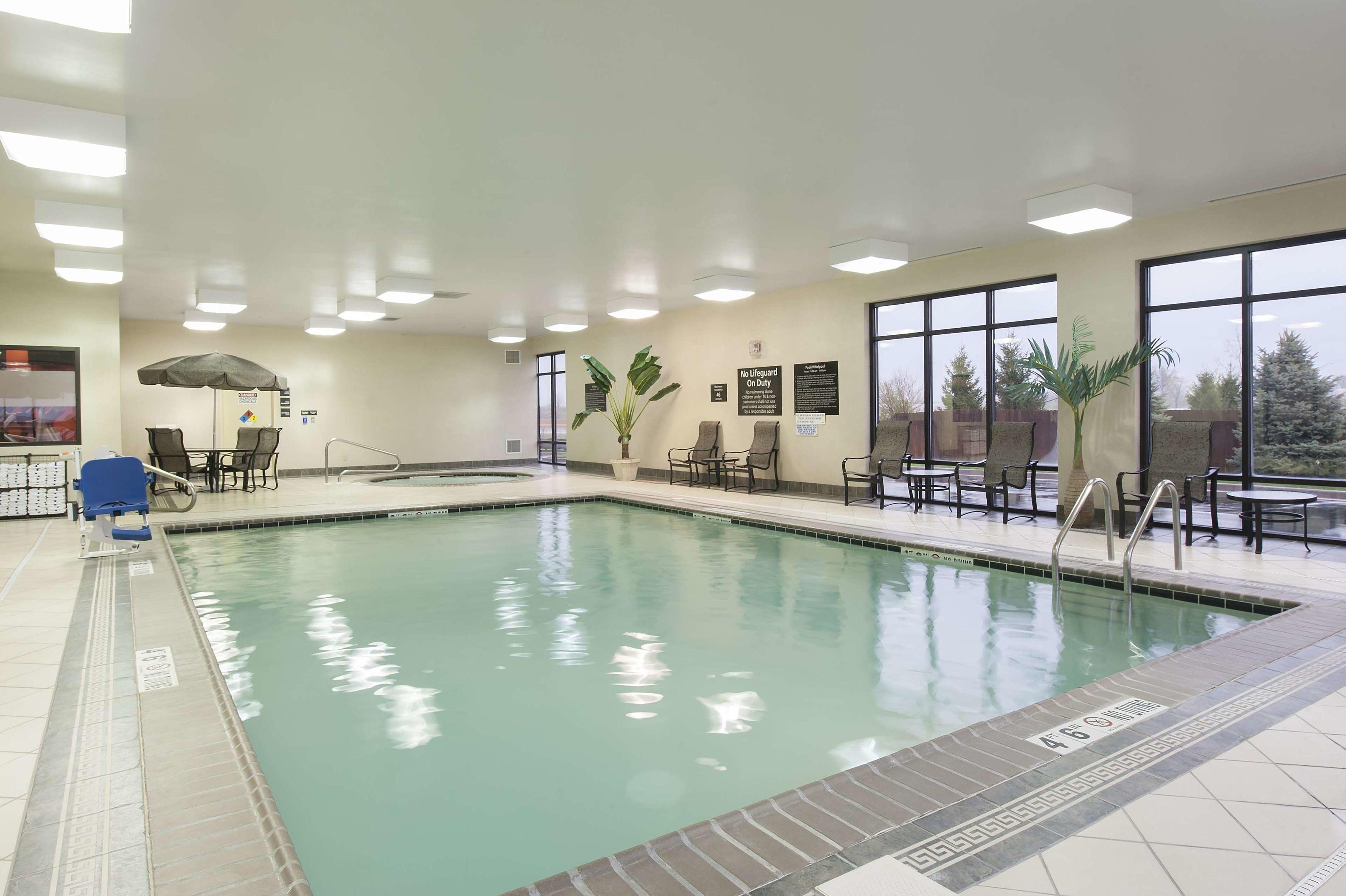 Hampton Inn and Suites Indianapolis Fishers — photo 4