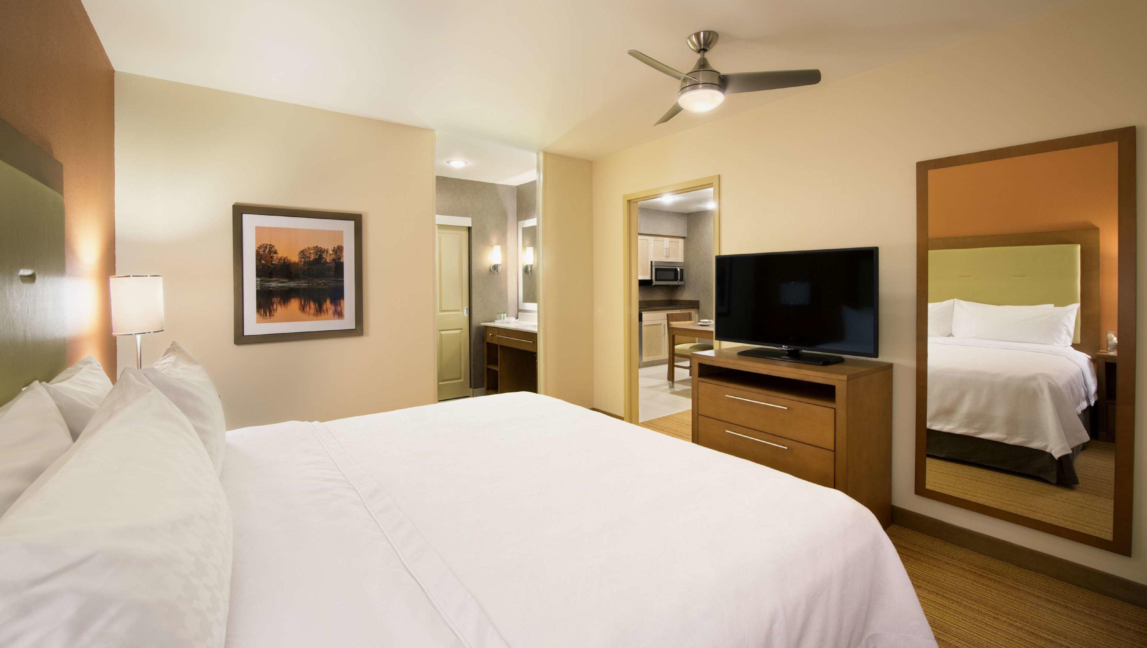 Homewood Suites by Hilton Winnipeg Airport-Polo Park — photo 4