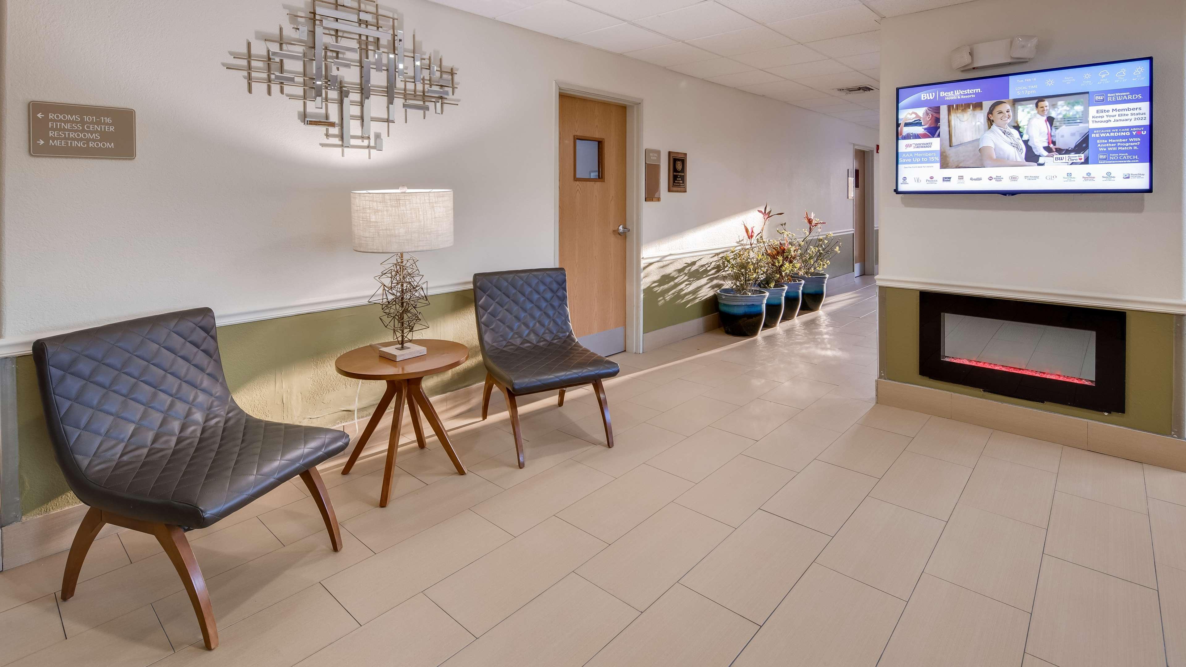 Best Western Rayne Inn — photo 5