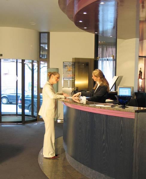 Mirage Hotel Neuss — photo 5