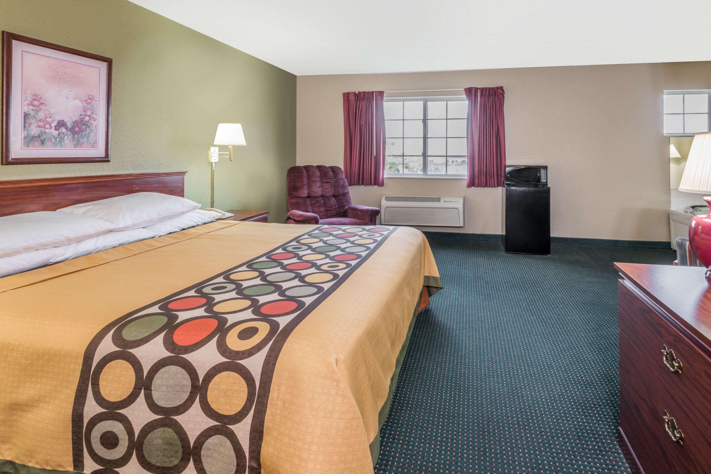 Super 8 by Wyndham Platte City/KCI Airport North — photo 5