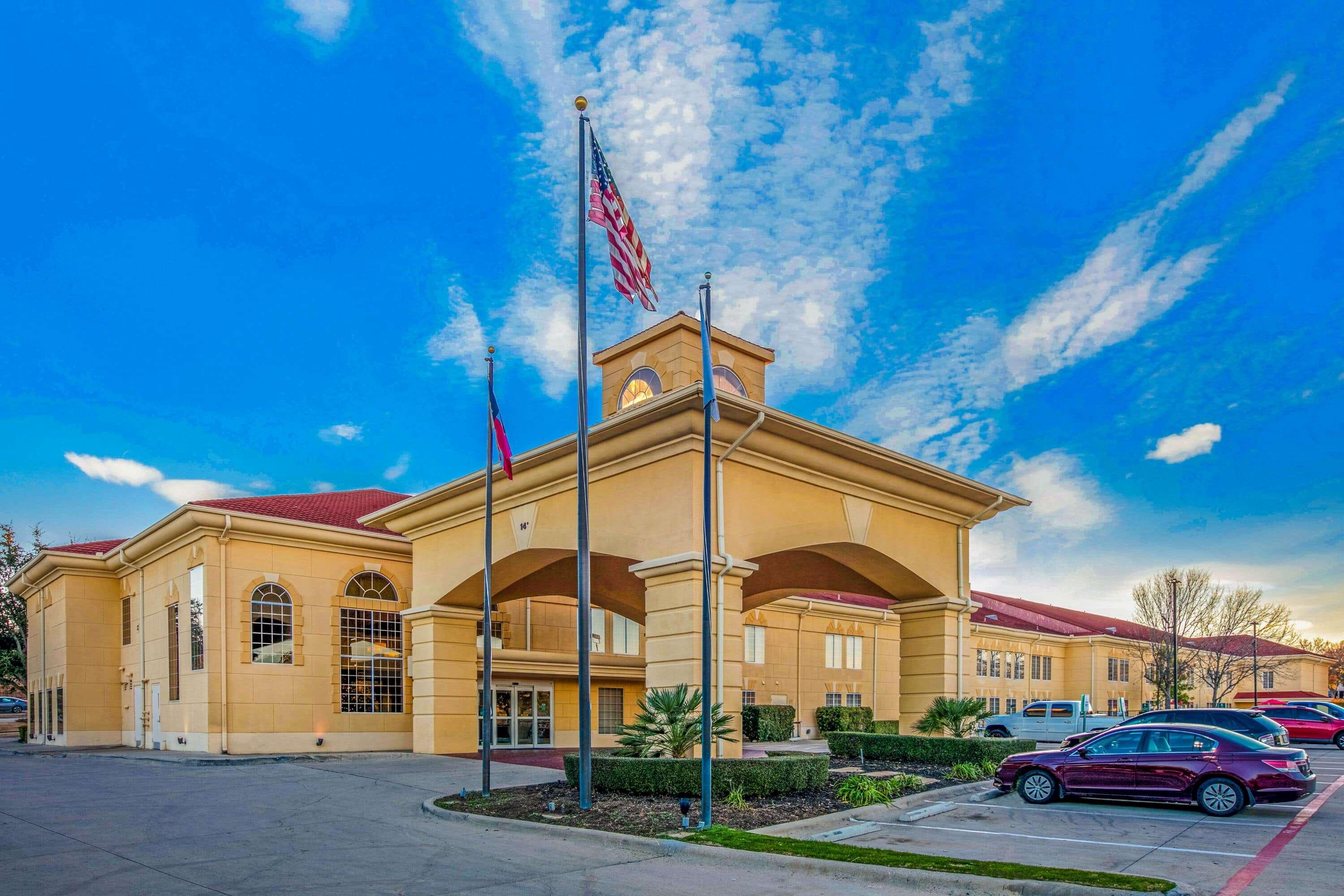 La Quinta Inn & Suites Dallas - Las Colinas — photo 4