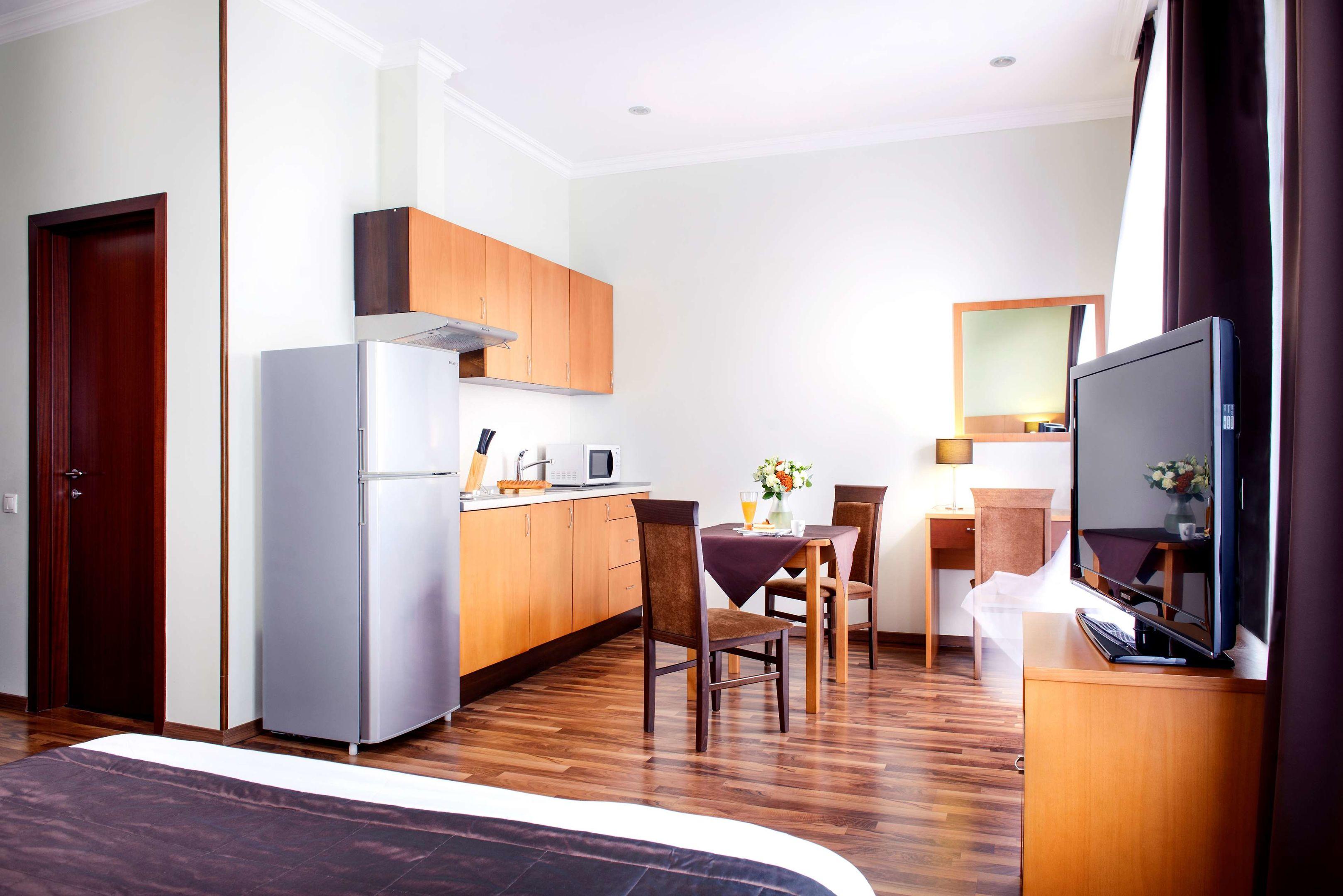 Greguar Hotel & Apartments — photo 3