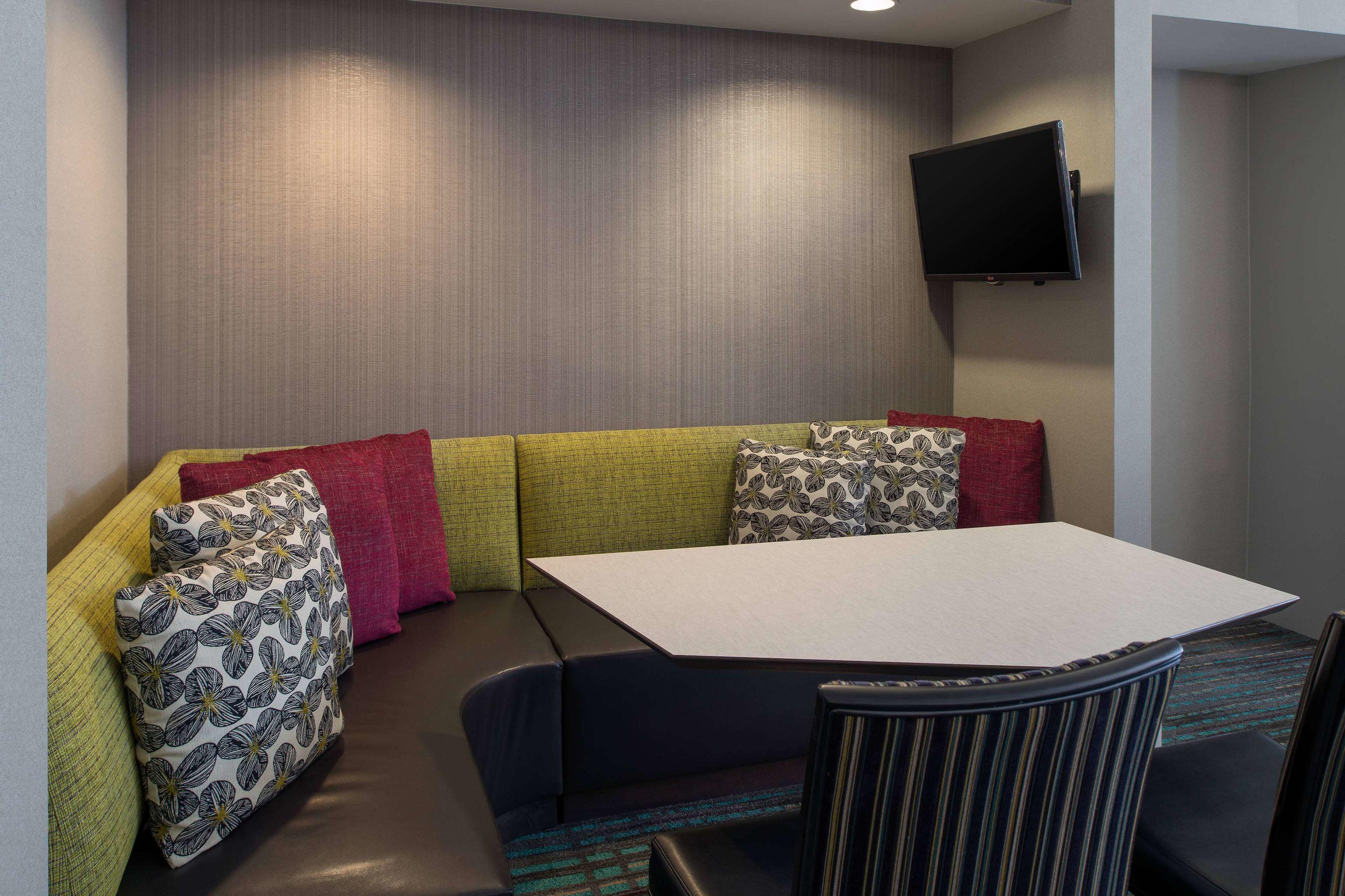 Sonesta ES Suites San Francisco Airport Oyster Point Waterfront — photo 5