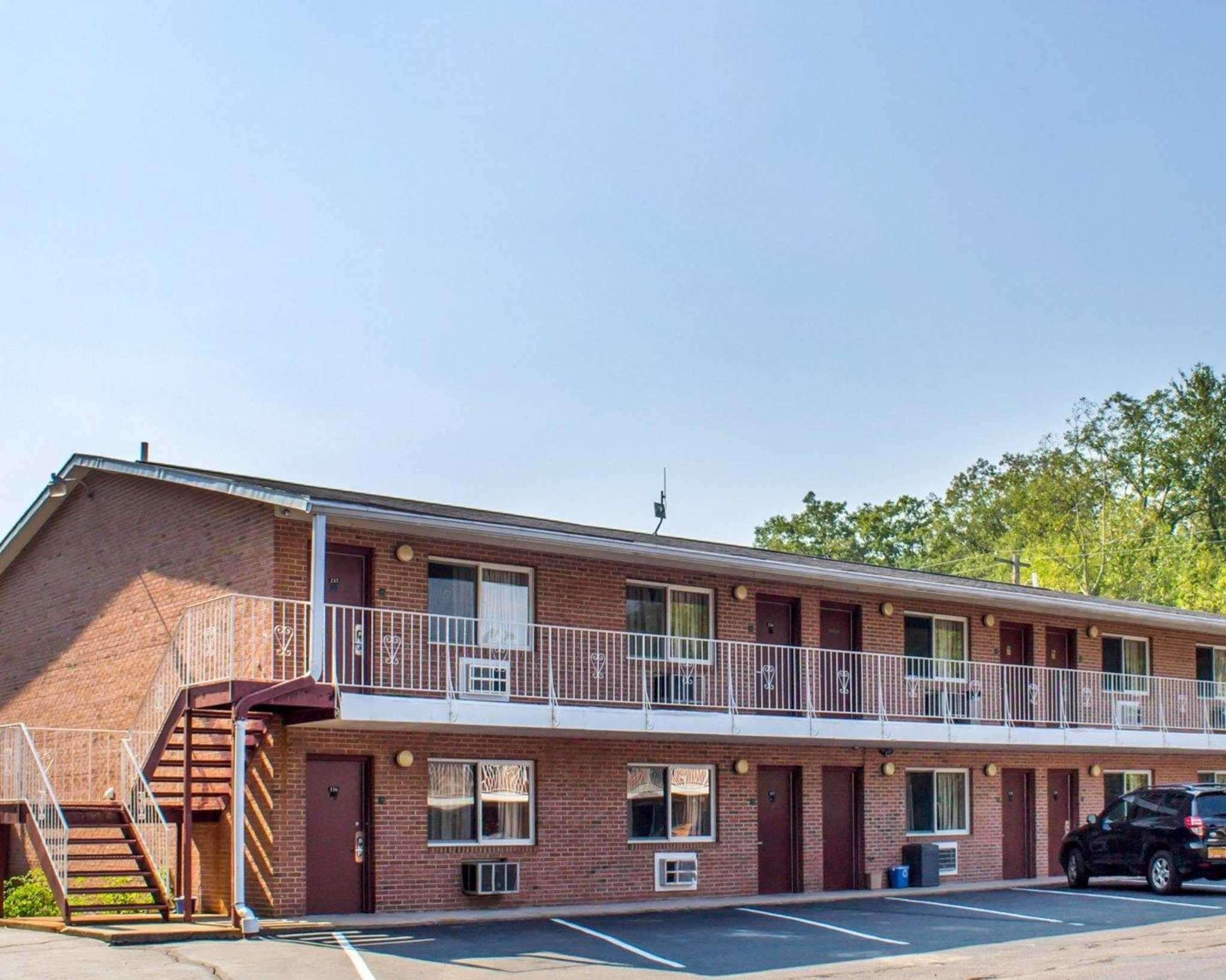 Econo Lodge — photo 4