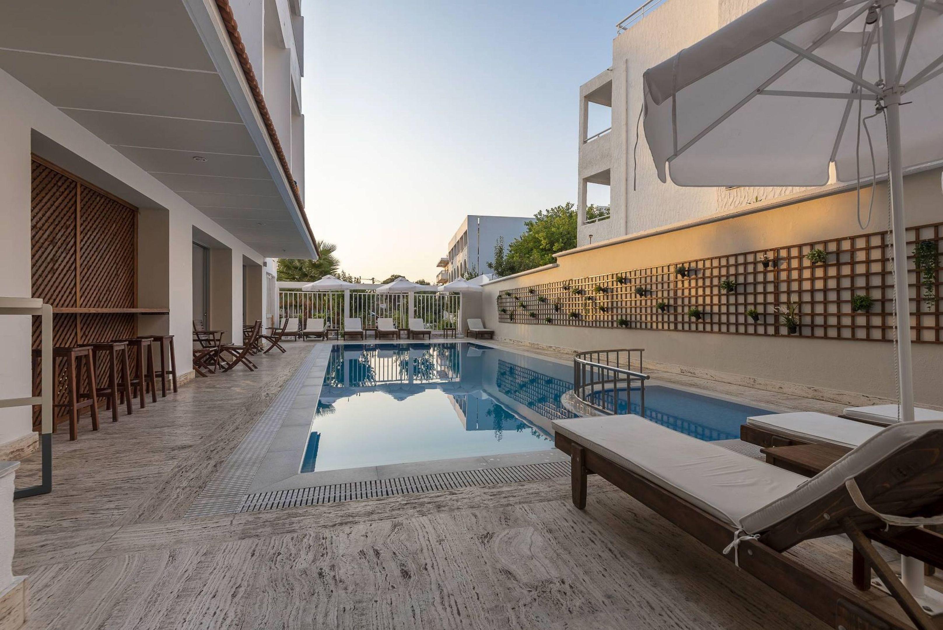 Zephyros Hotel — photo 3