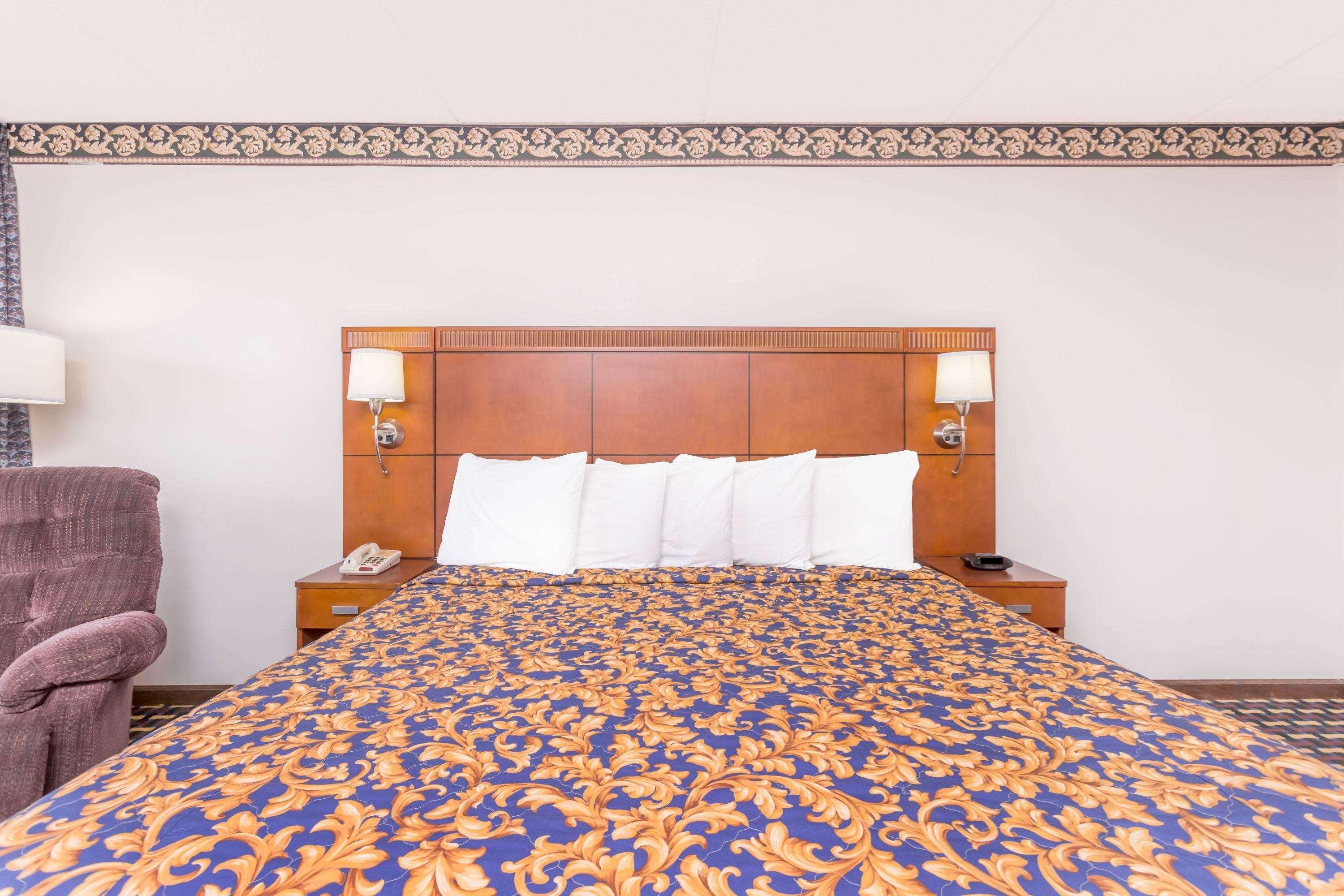 Howard Johnson by Wyndham Perry GA — photo 5