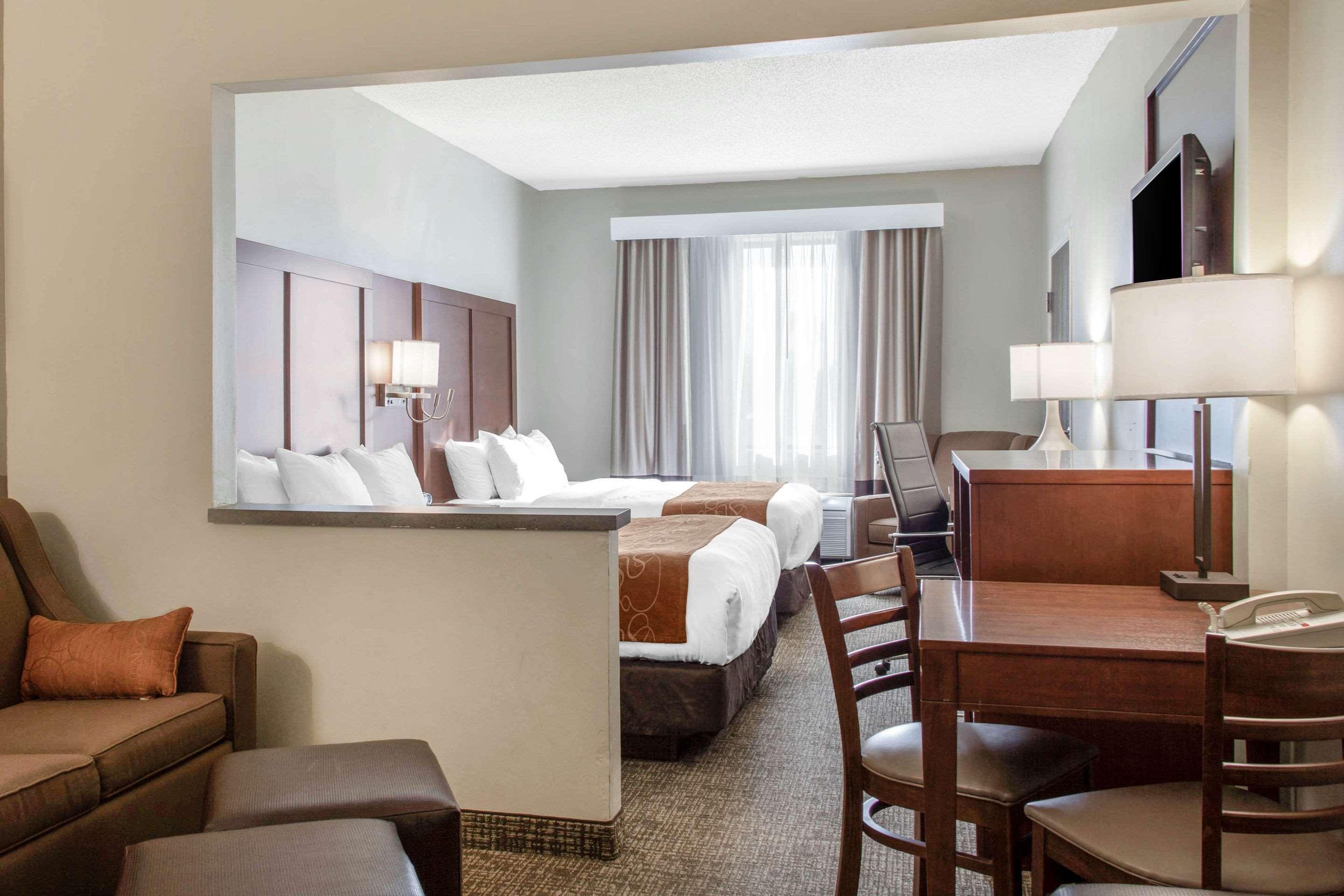 Comfort Suites Old Town — photo 5