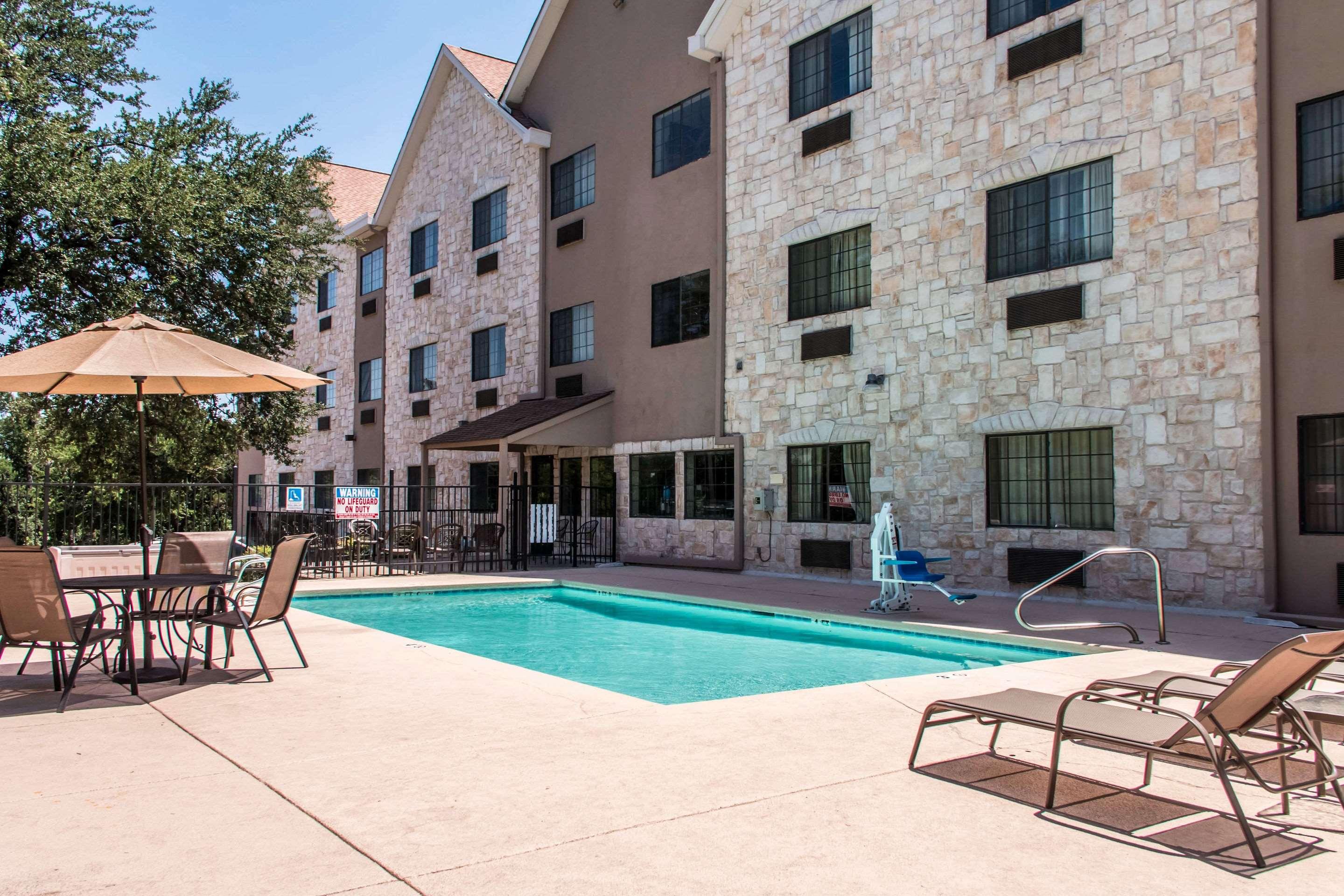 Comfort Suites Round Rock - Austin North I-35