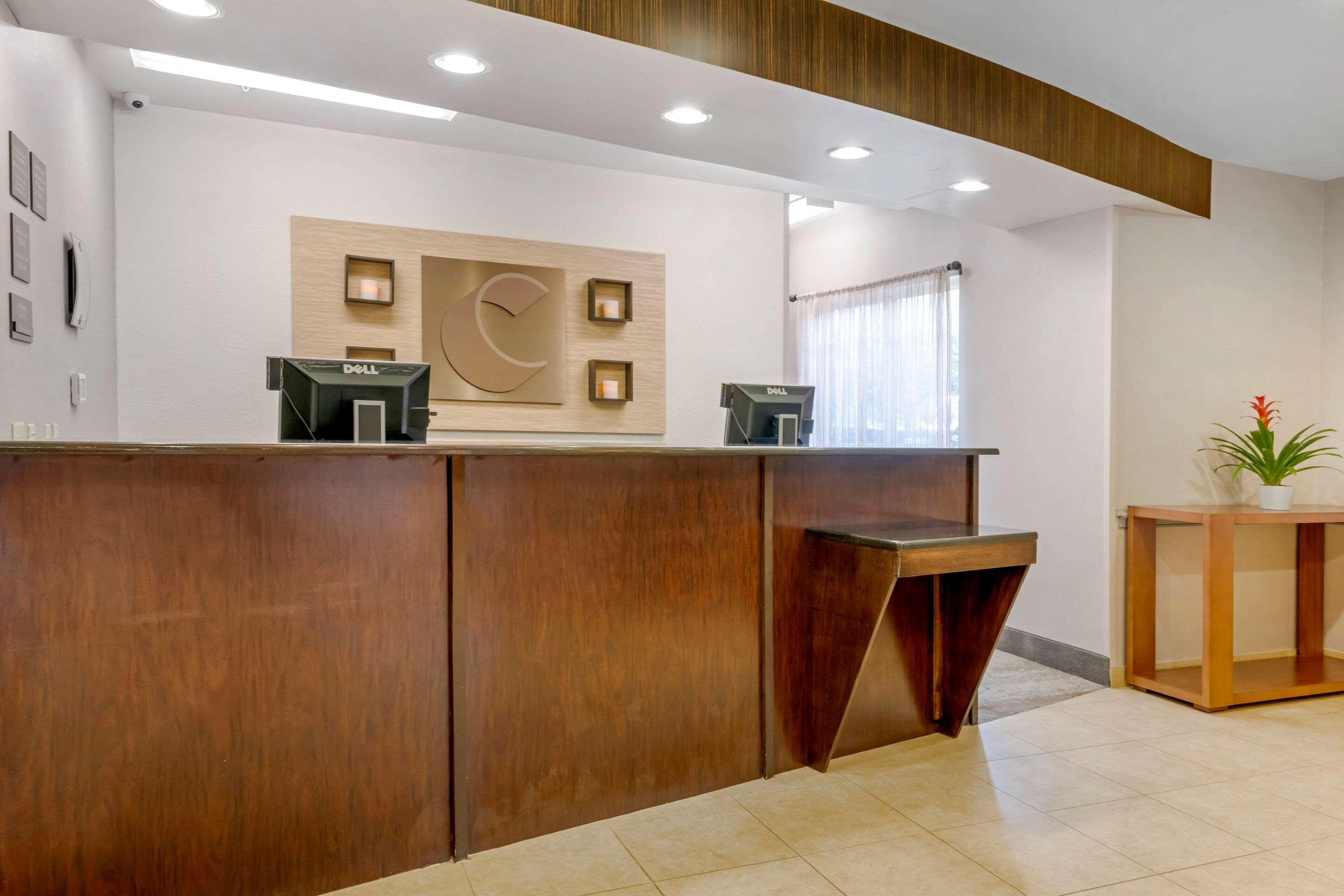 Comfort Suites Universal Studios Area — photo 5