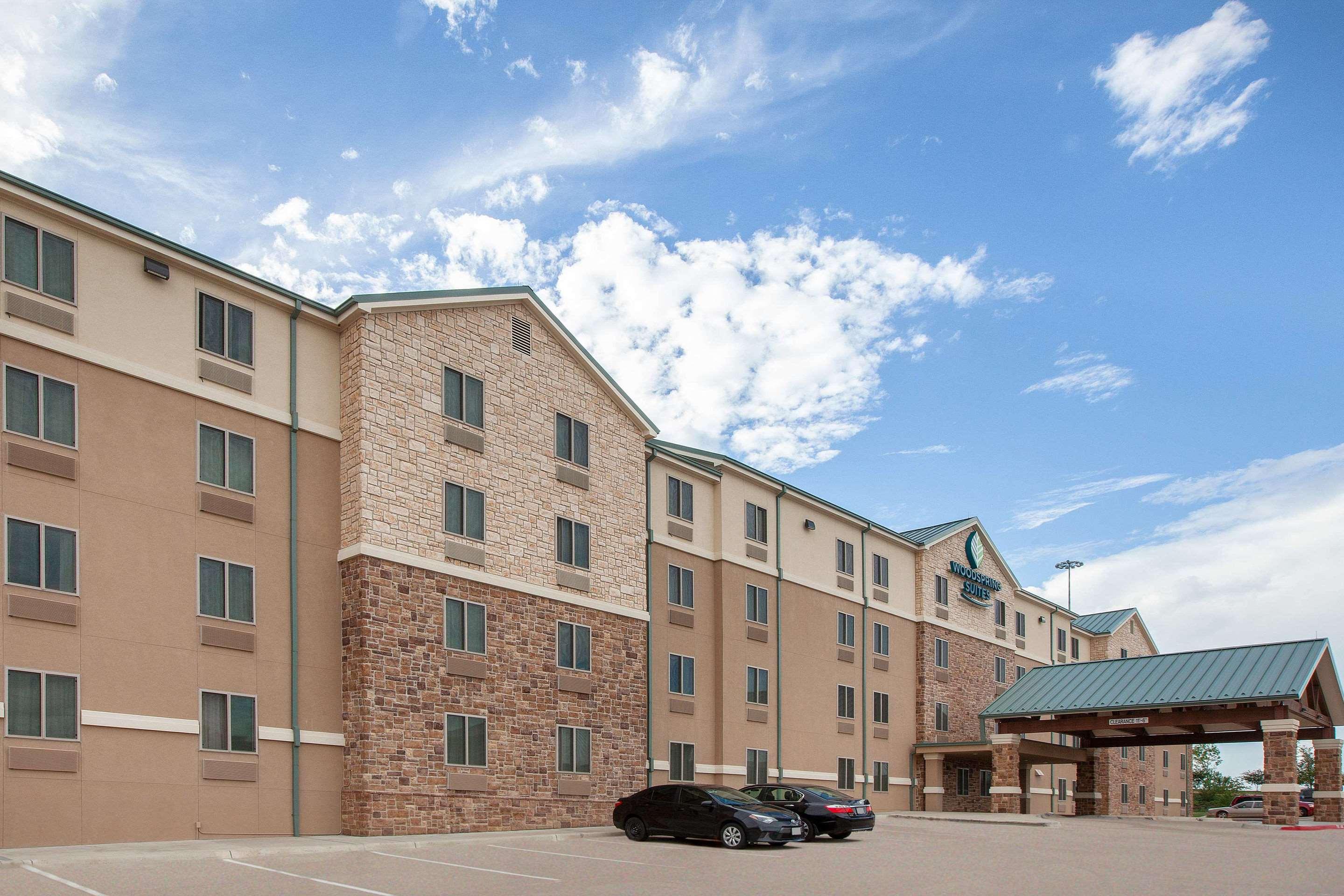 WoodSpring Suites Signature Las Colinas — photo 4