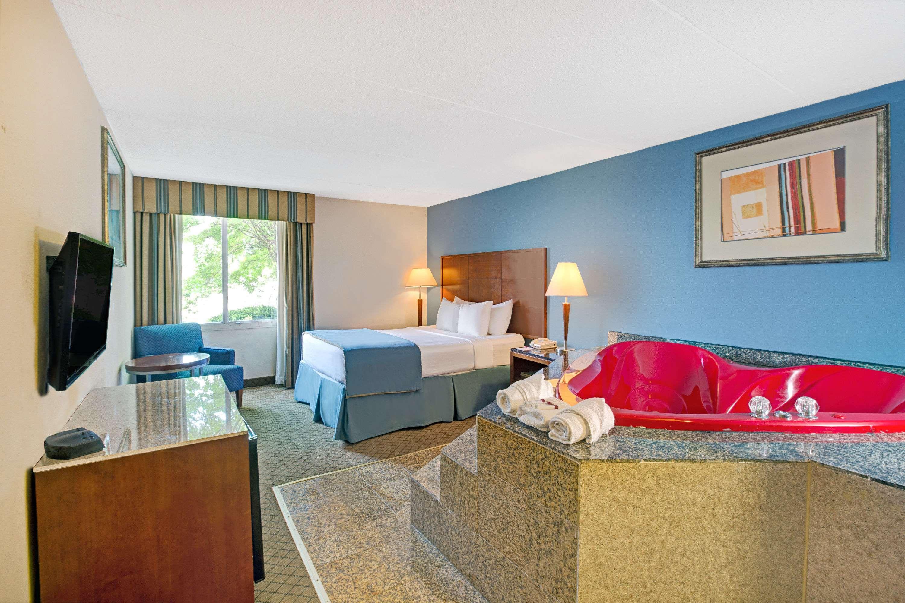 Ramada Rock Hill — photo 5