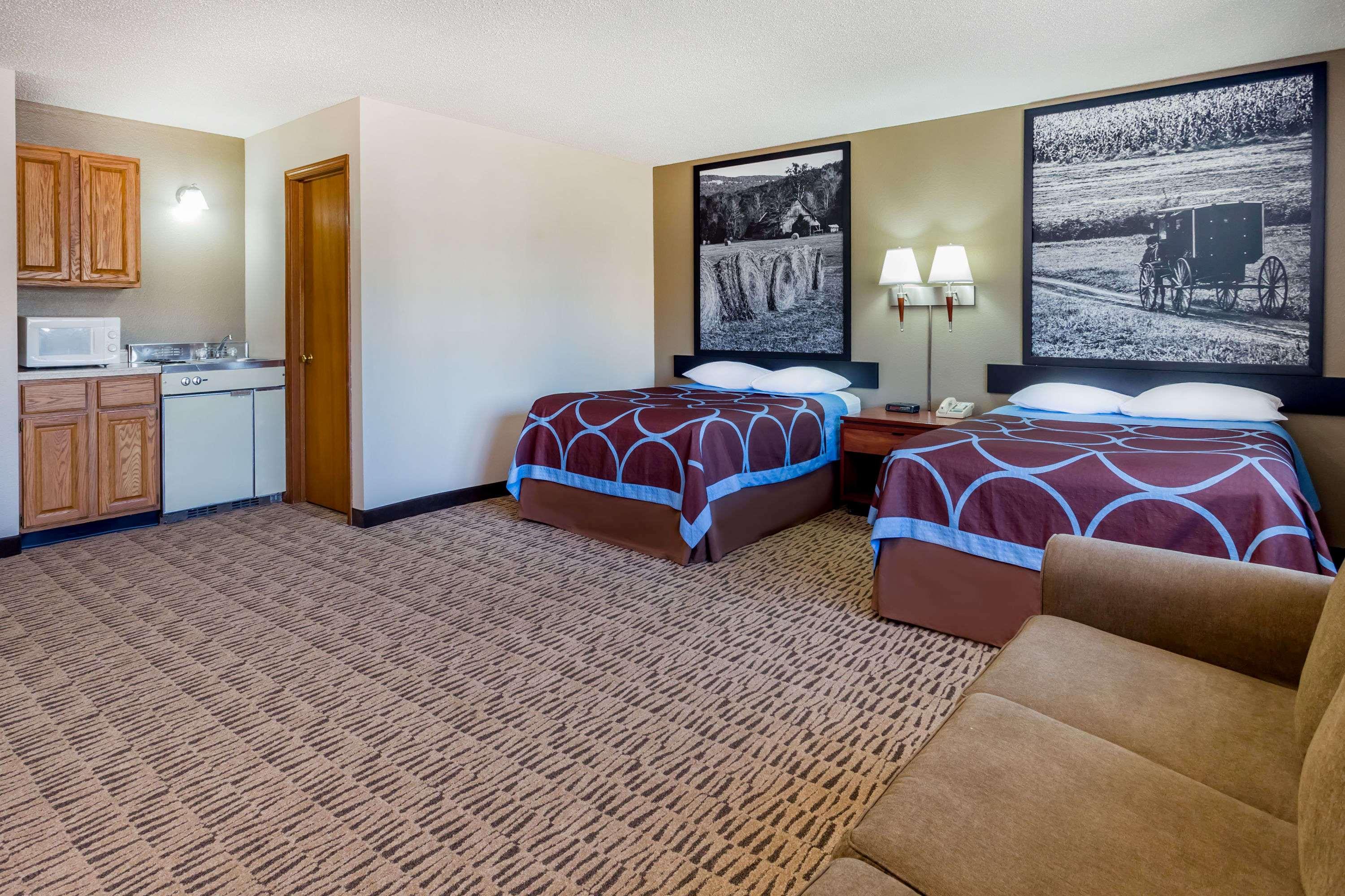 Super 8 by Wyndham Platteville — photo 4