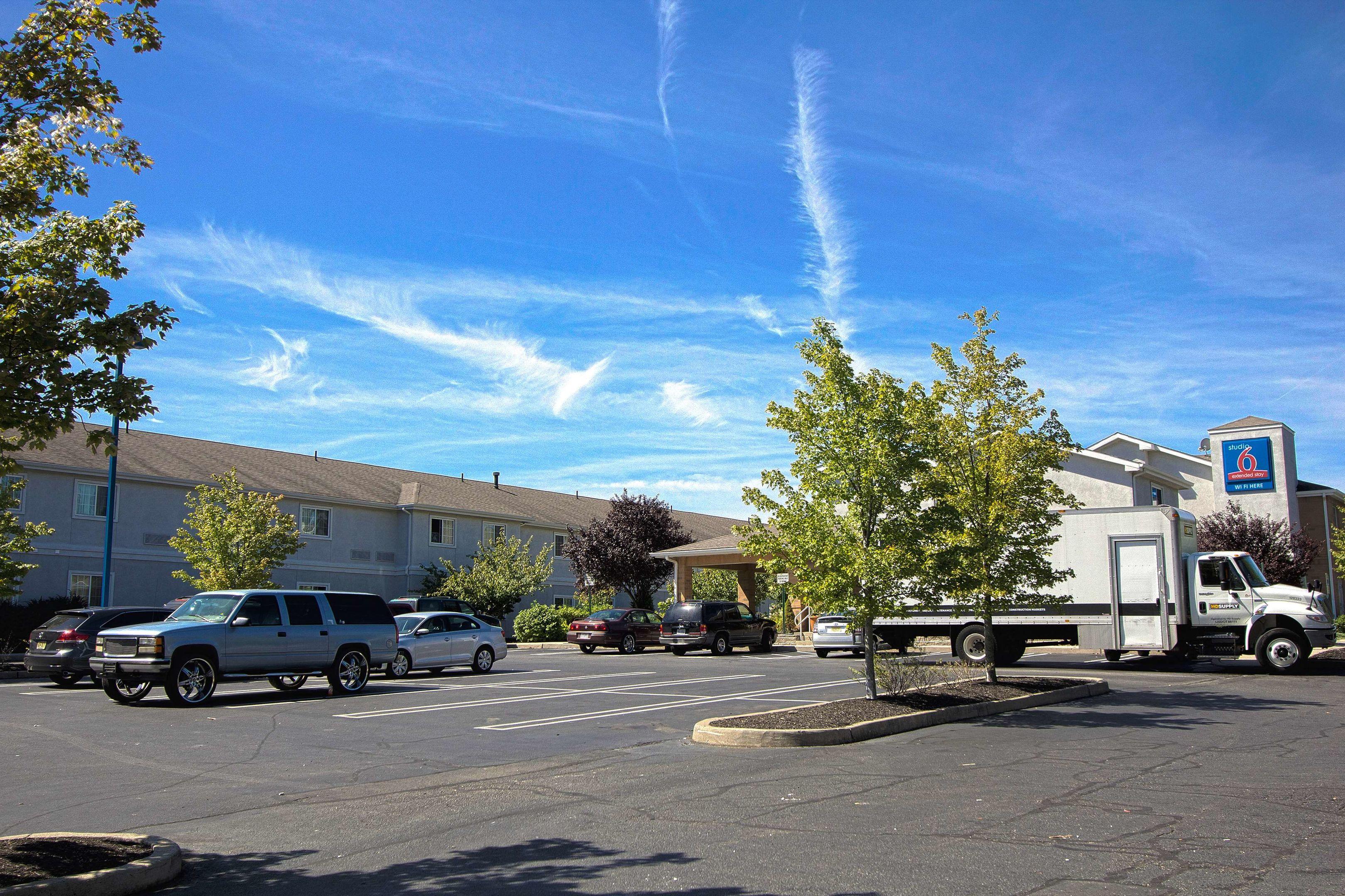 Motel 6 East Brunswick — photo 4