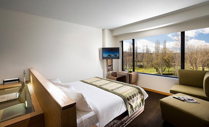 Crowne Plaza Canberra — photo 5