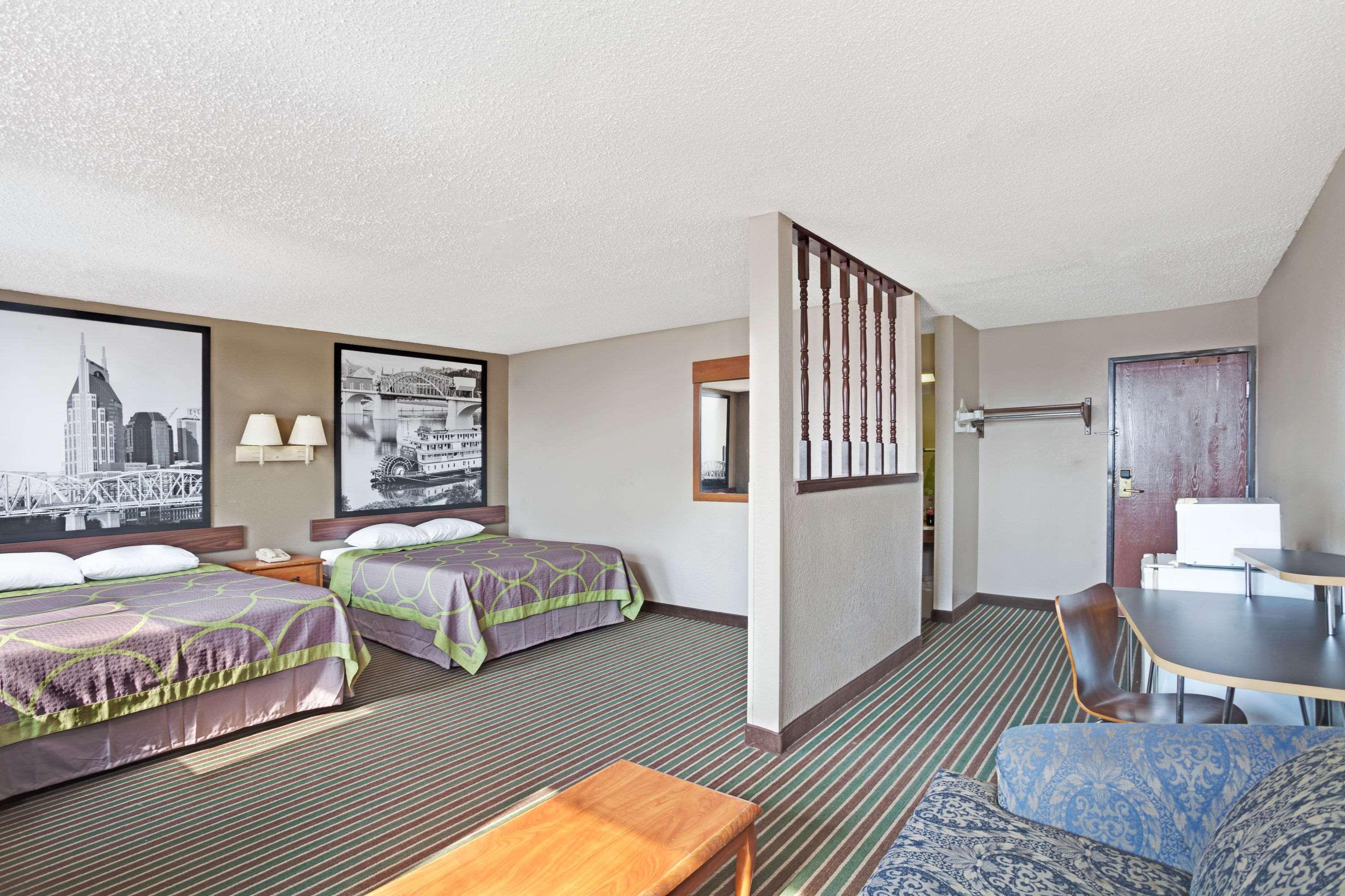 Super 8 Nashville/ Dntn/ Opryland Area — photo 4