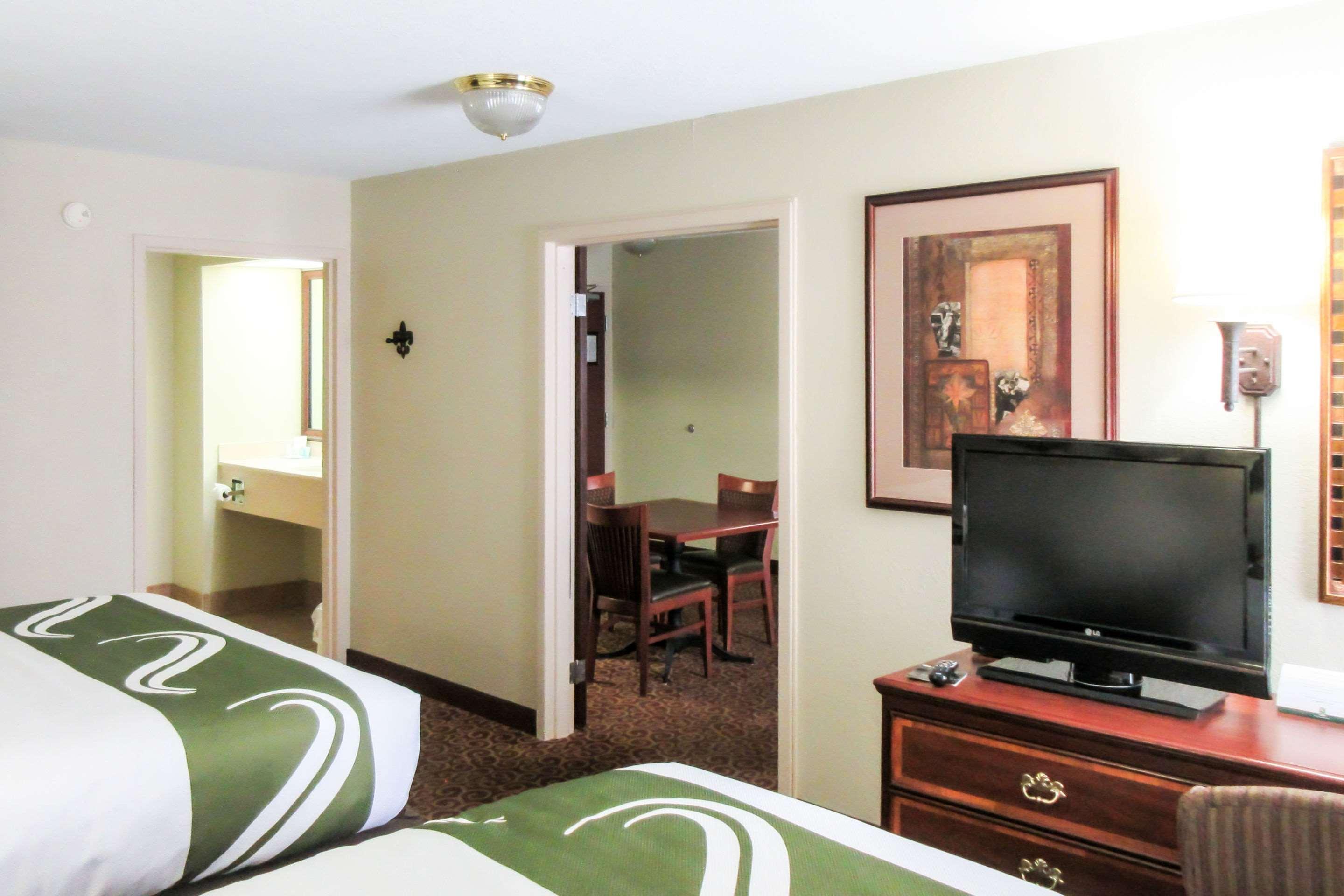 Quality Inn & Suites — photo 5