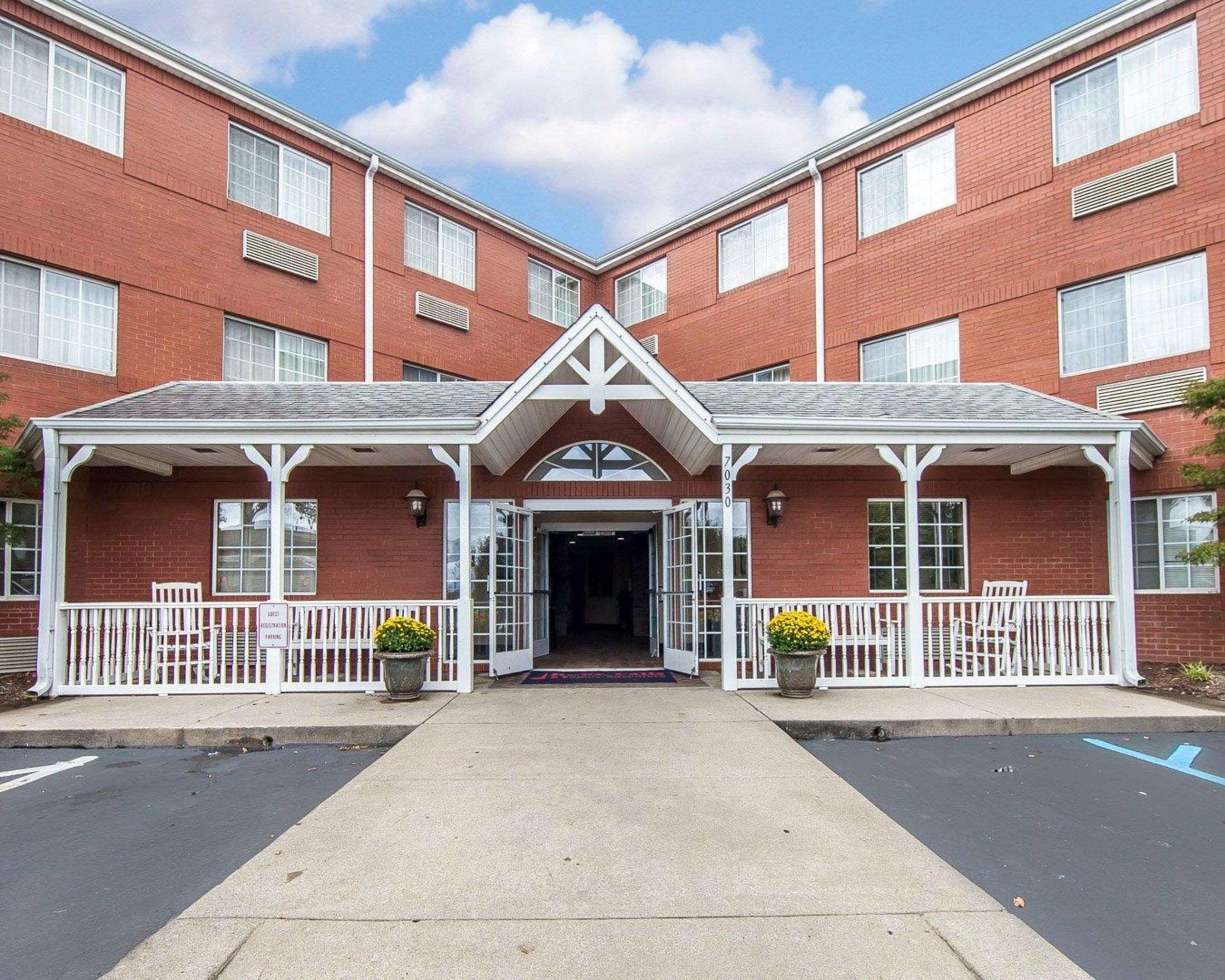 MainStay Suites — photo 4