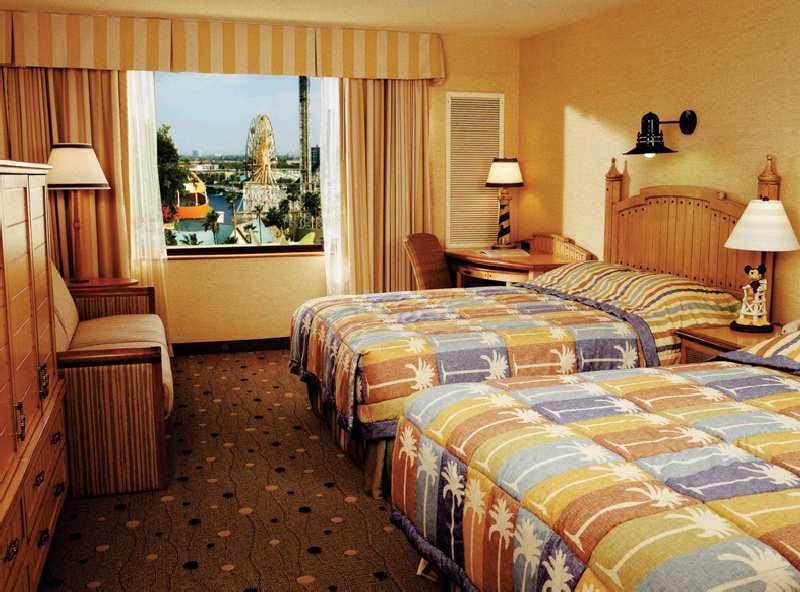 Disney's Paradise Pier Hotel — photo 3
