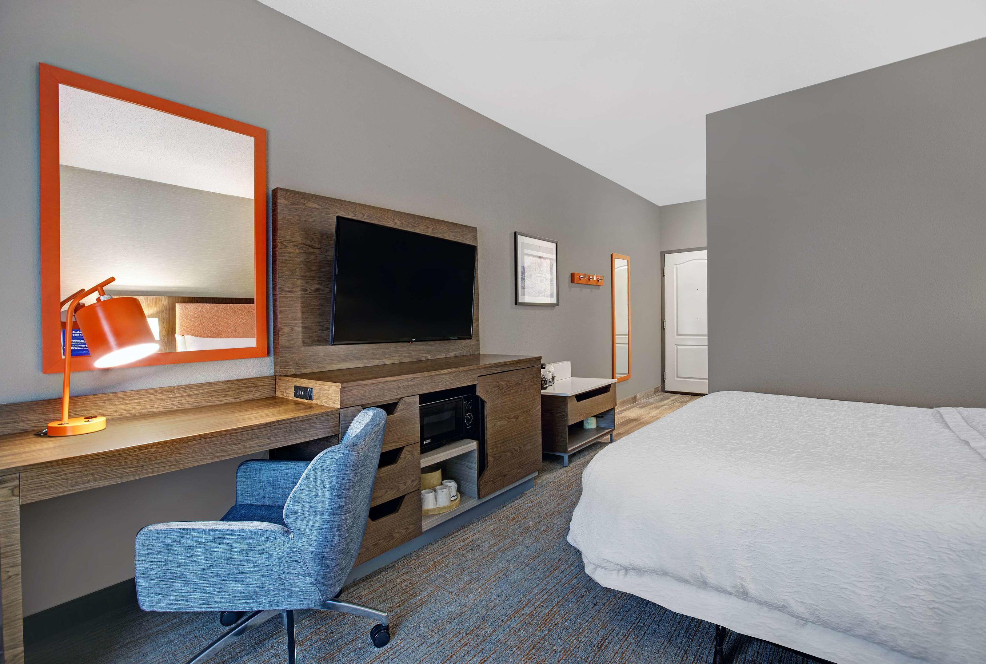 Hampton Inn Keokuk — photo 5