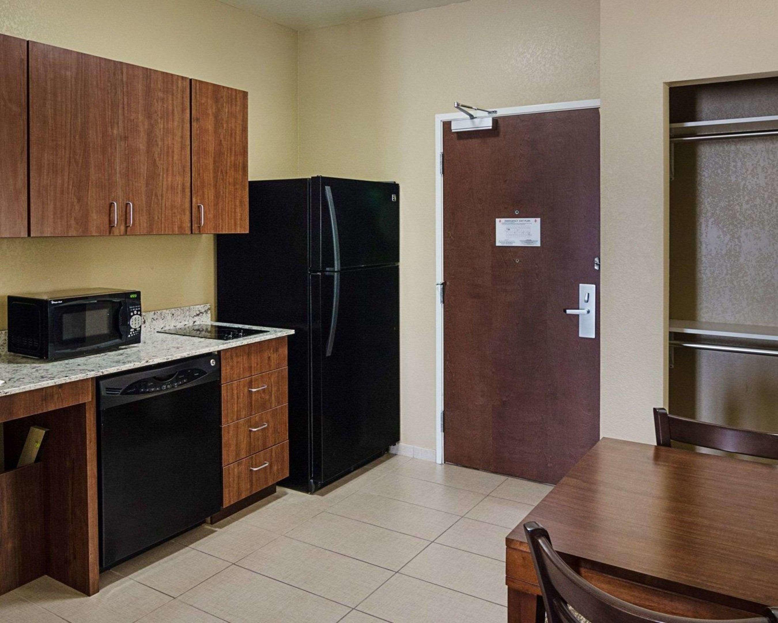 Comfort Inn Midland — photo 5
