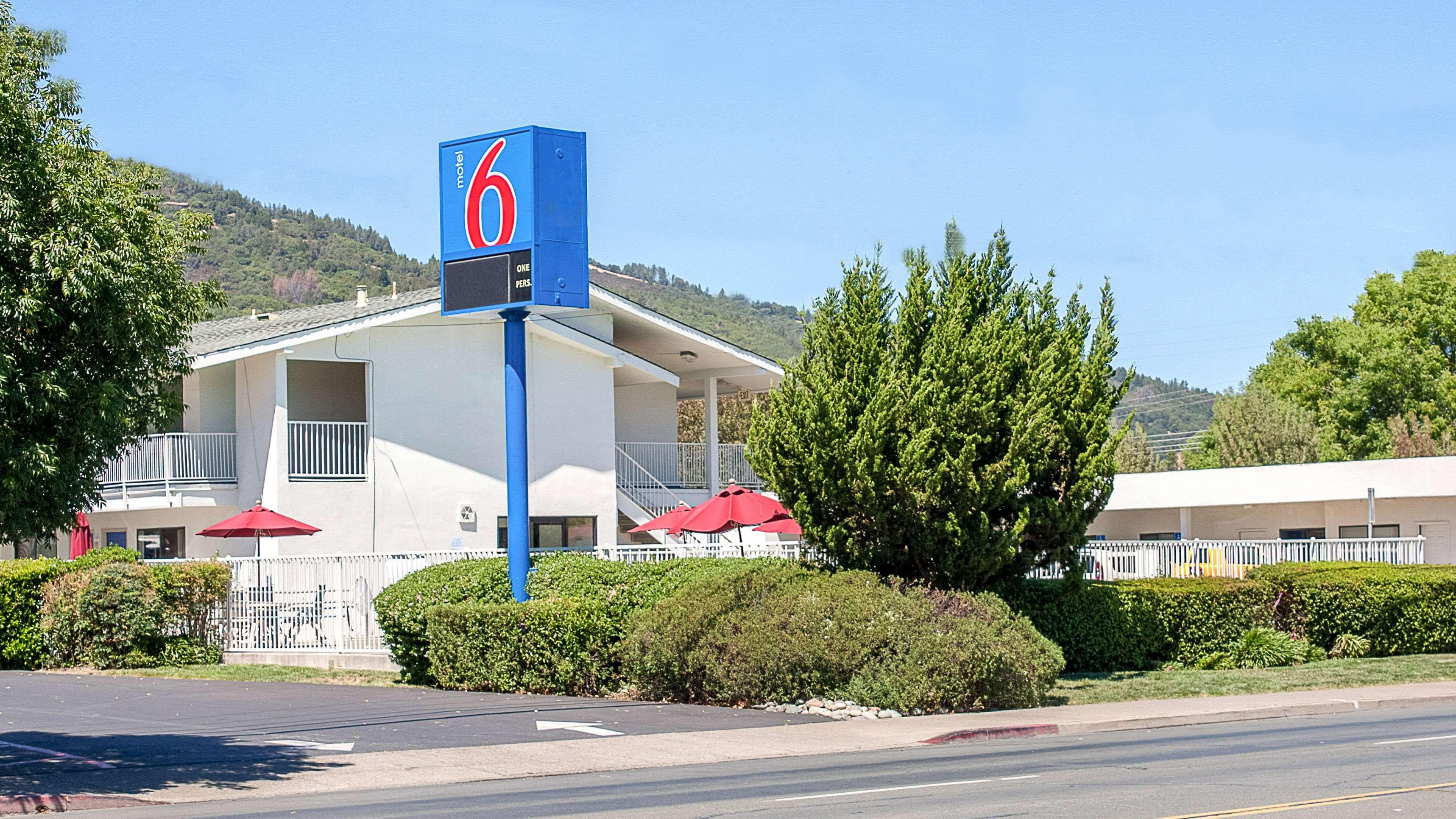Motel 6 Ukiah — photo 4
