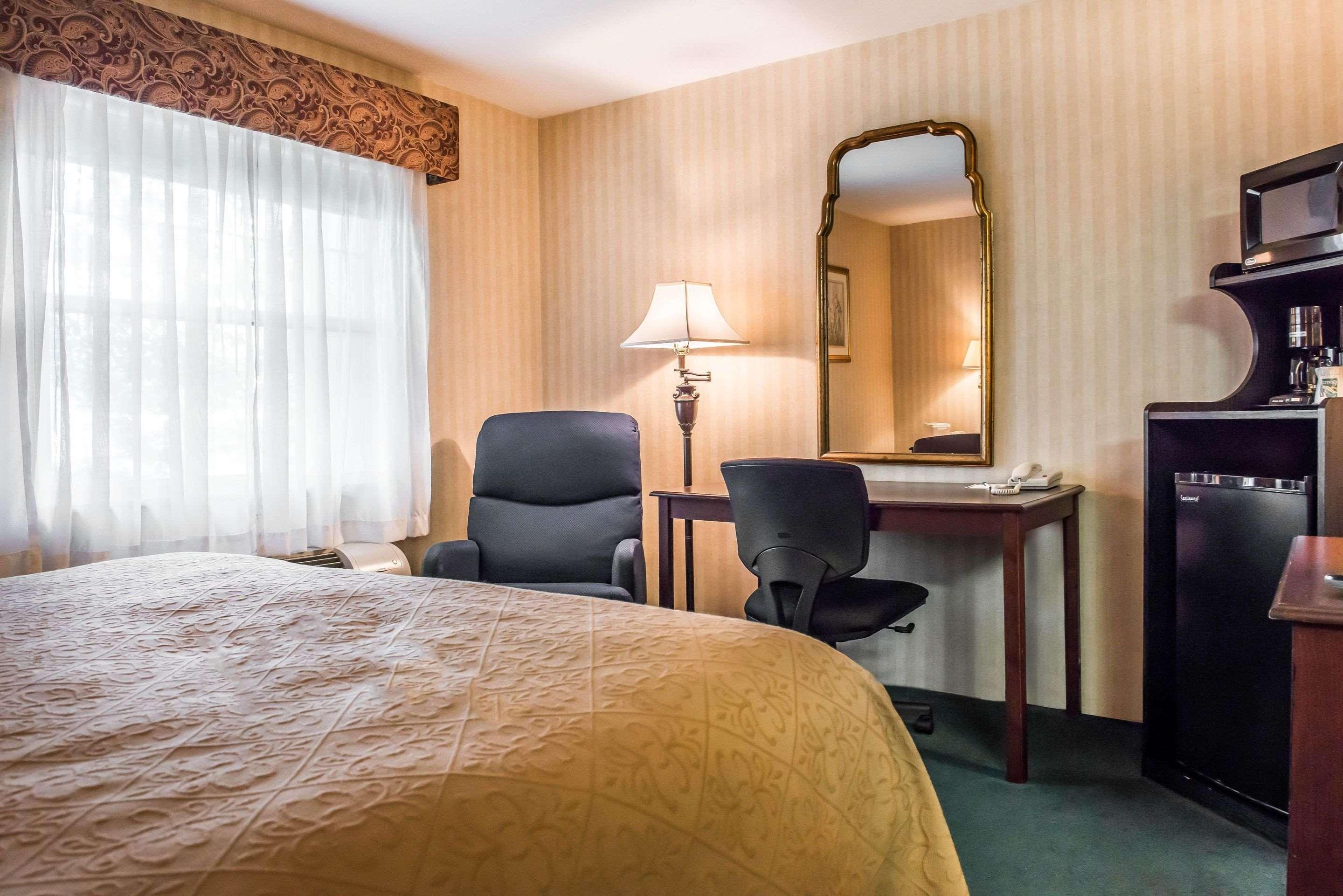 Quality Inn Pittsburgh Airport — photo 5