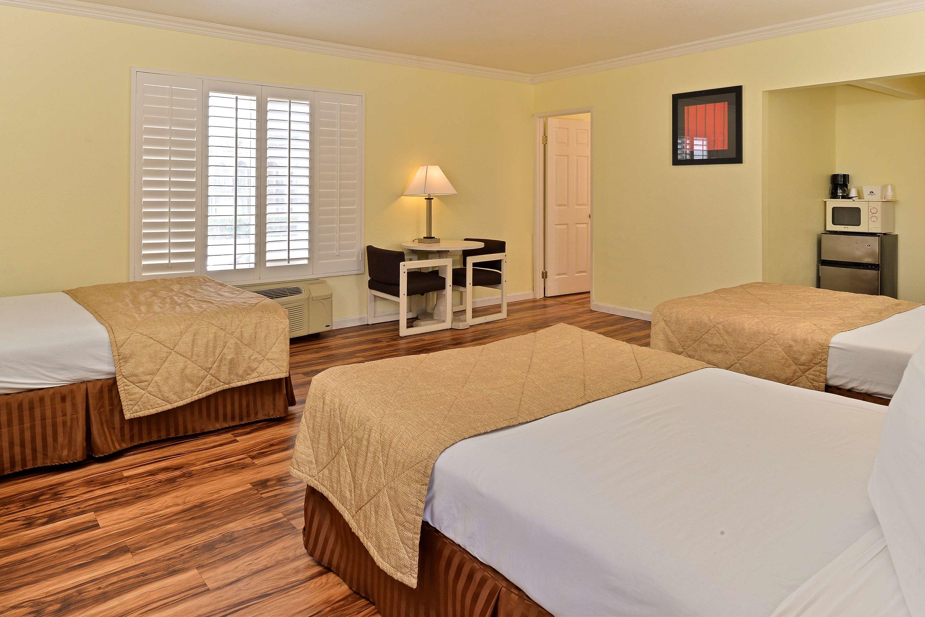Americas Best Value Inn & Suites Anaheim Convention Center — photo 5