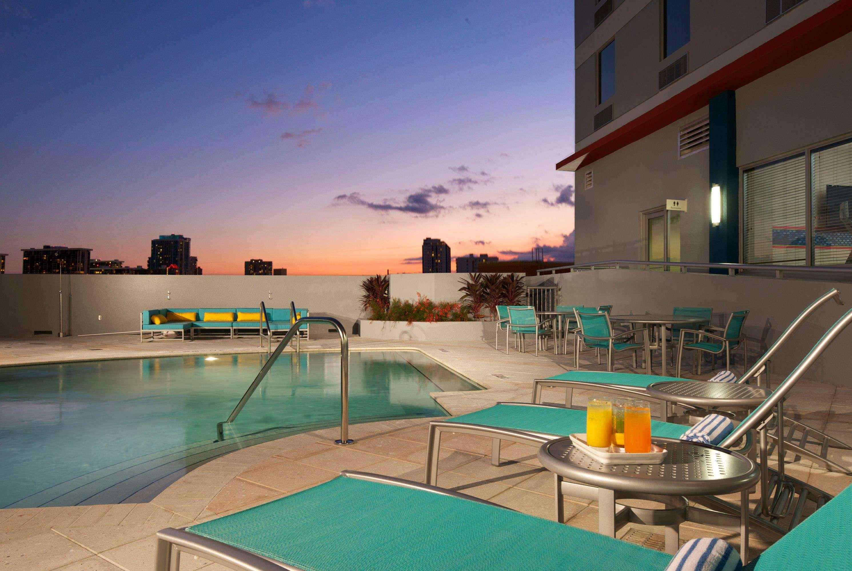 Hampton Inn & Suites Miami Brickell-Downtown — photo 4