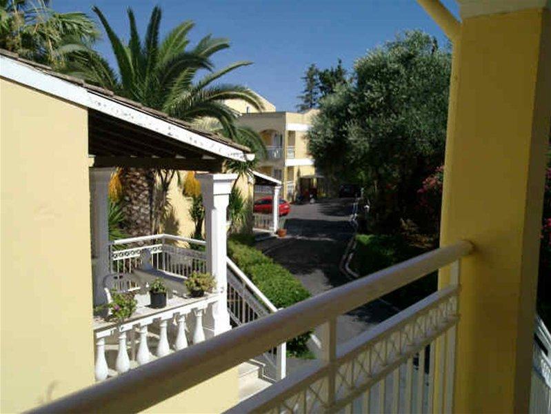 Saint Spiridon Hotel — photo 3