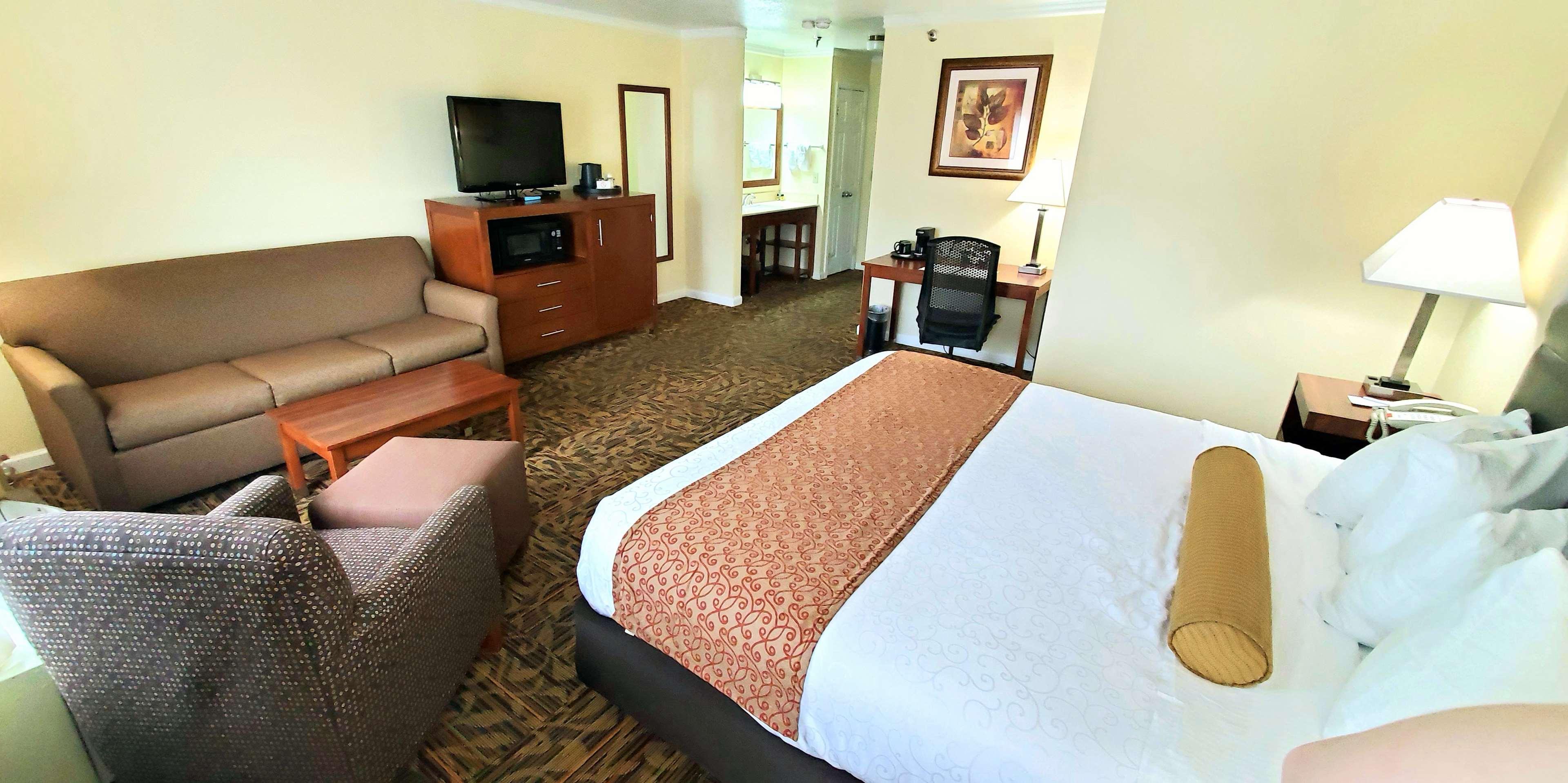 Best Western Plus Northwoods Inn — photo 5