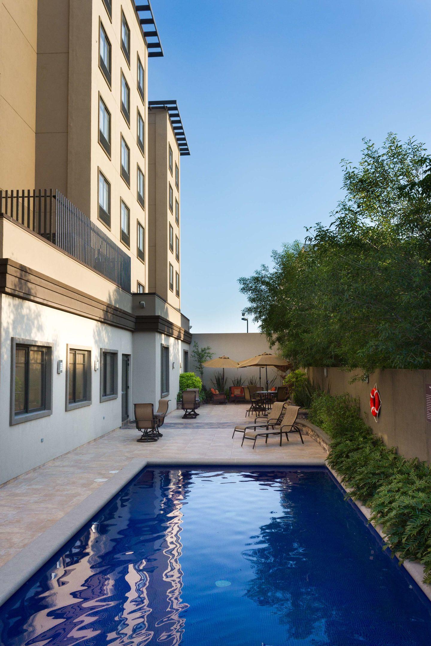 Best Western Premier Monterrey Aeropuerto — photo 1