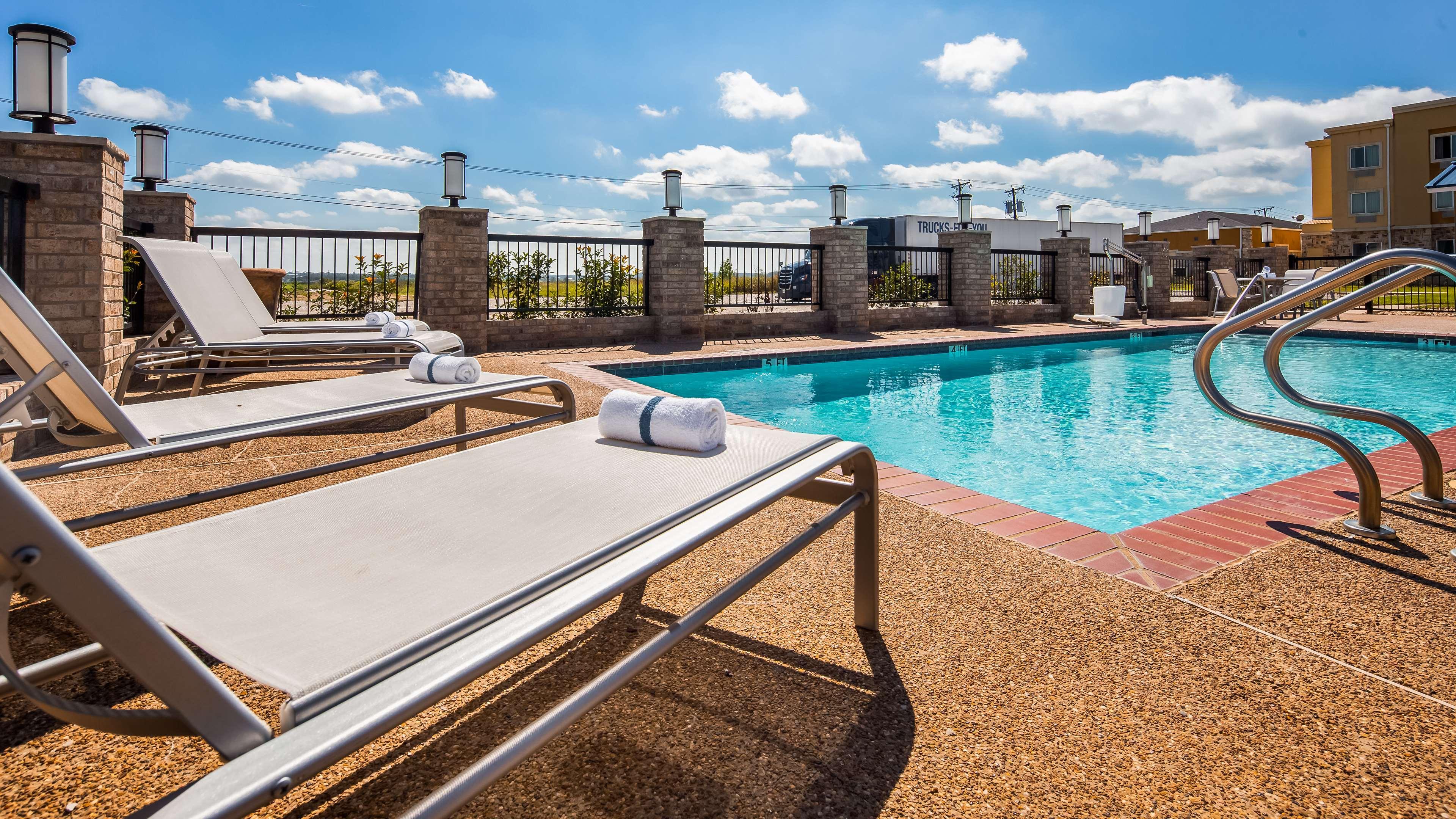 Best Western Club House Inn & Suites — photo 4