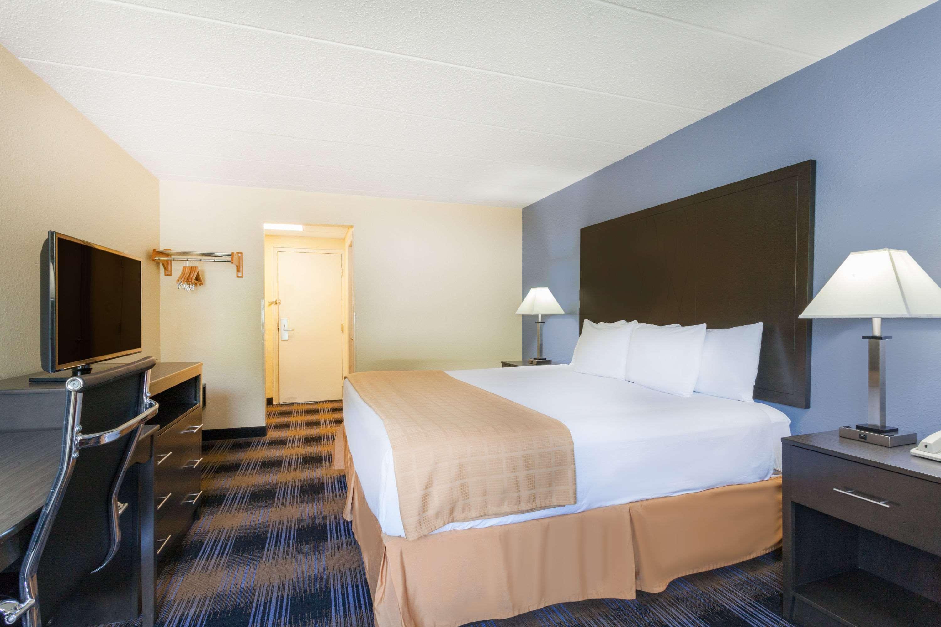 Days Inn by Wyndham Wilkes Barre — photo 5