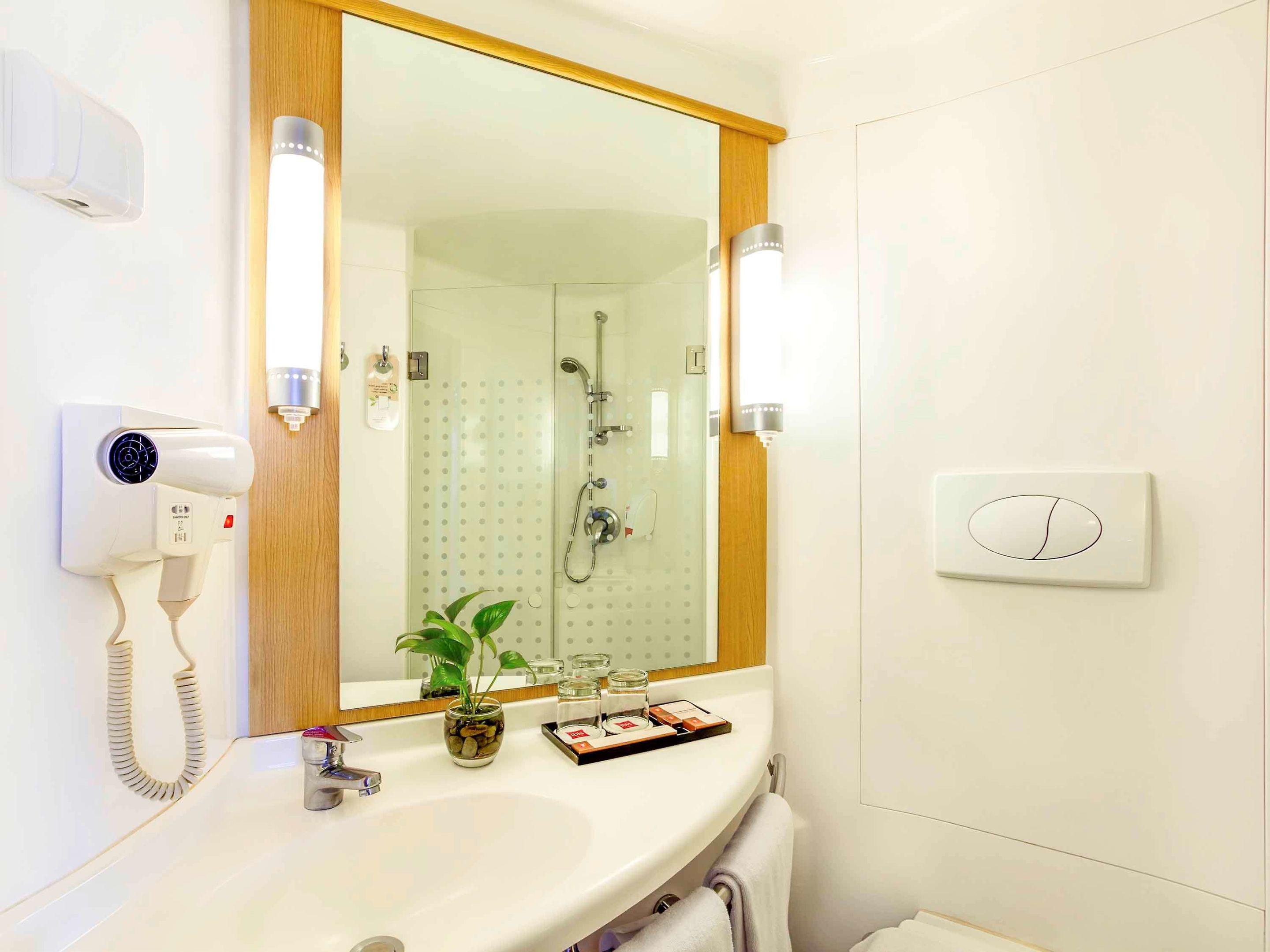 Hotel ibis Surabaya City Center — photo 5