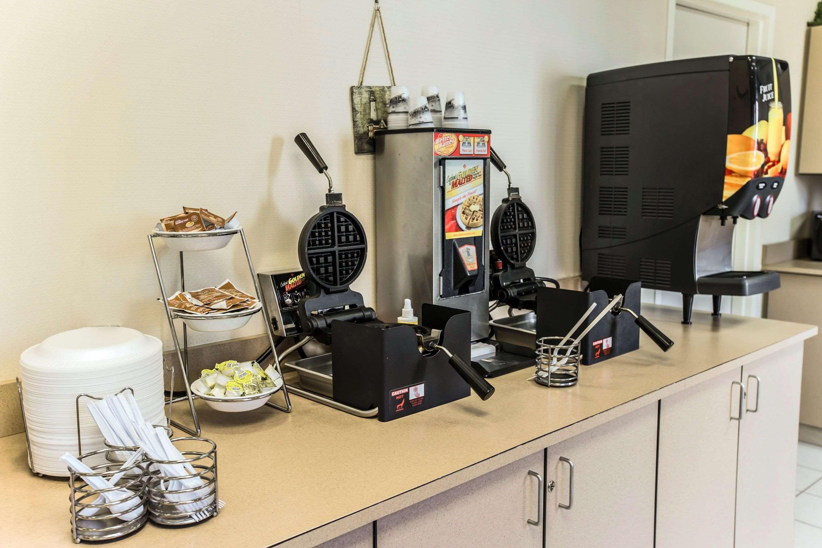 MainStay Suites — photo 5