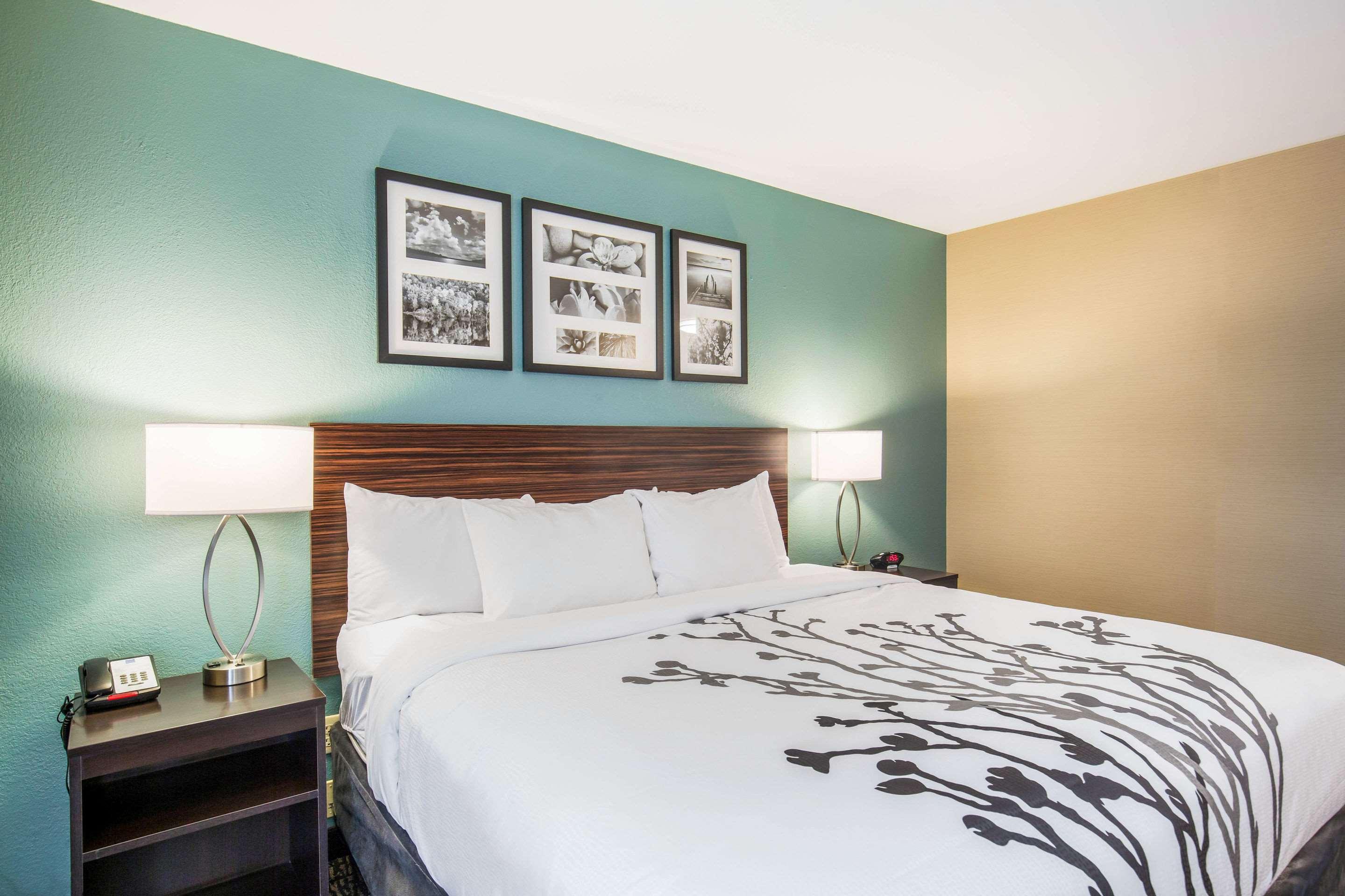 Sleep Inn & Suites — photo 5