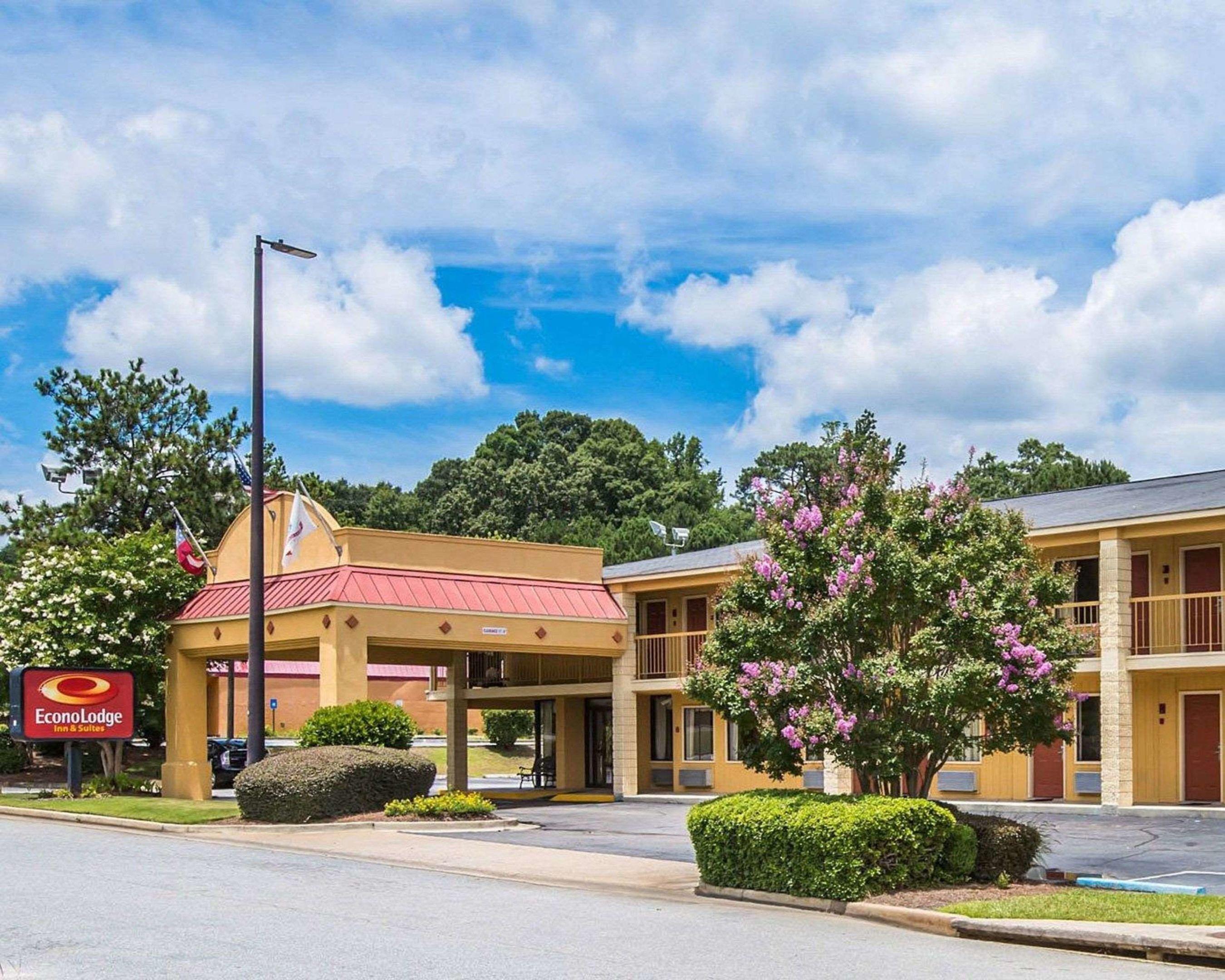 Econo Lodge At Ft. Benning — photo 3