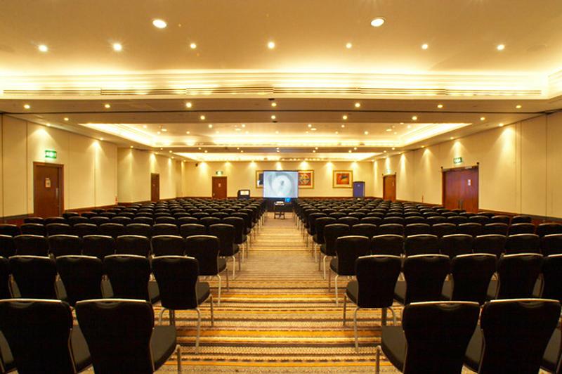 Hilton London Heathrow Airport — photo 3