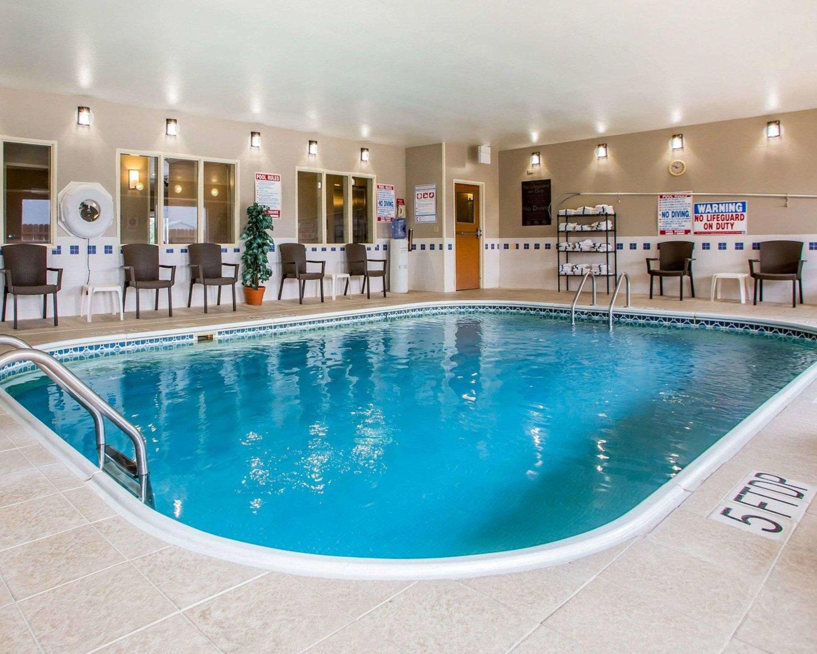 Comfort Inn & Suites Waterloo — photo 5