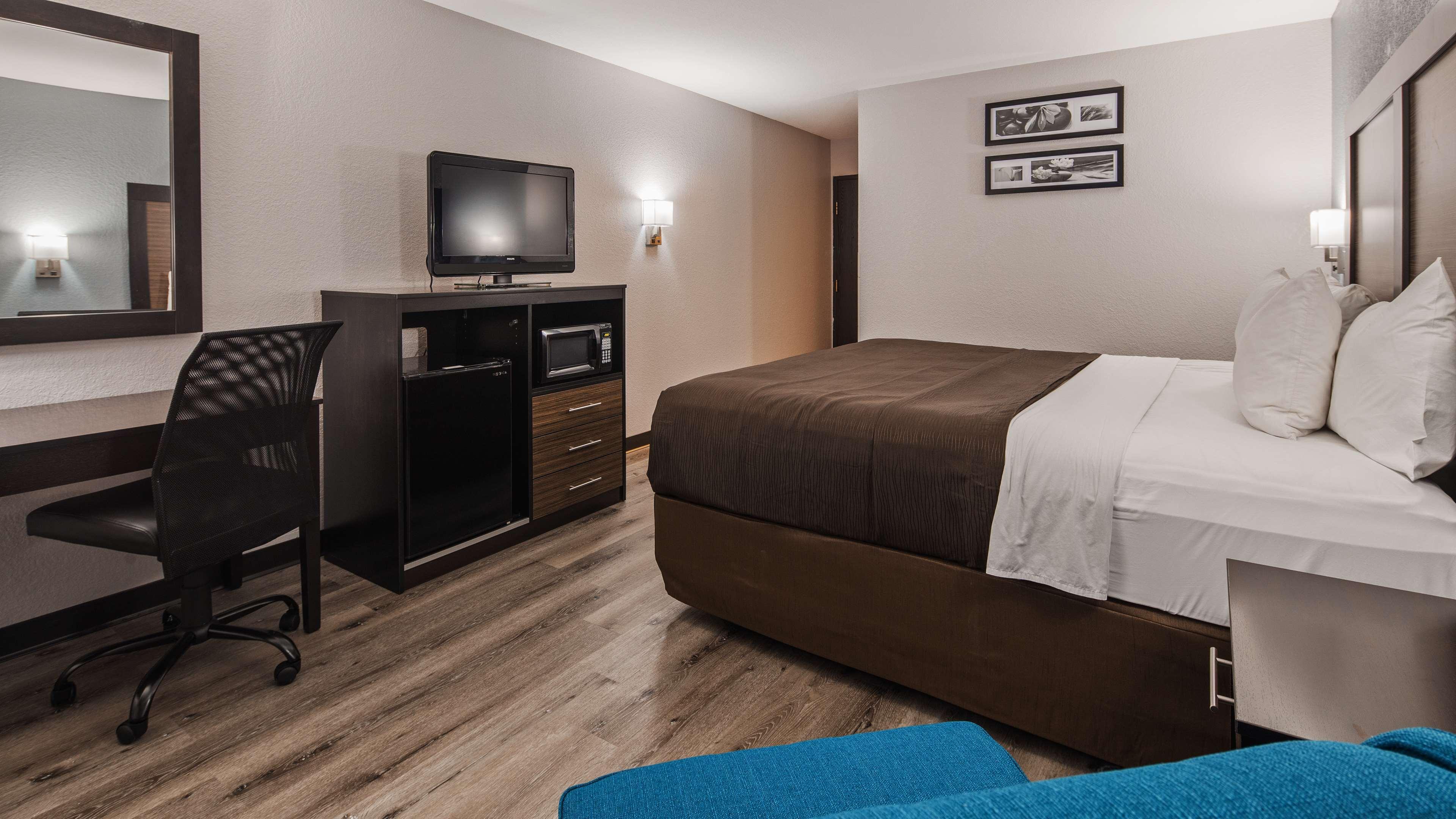 SureStay Hotel by Best Western Cedar Rapids — photo 5