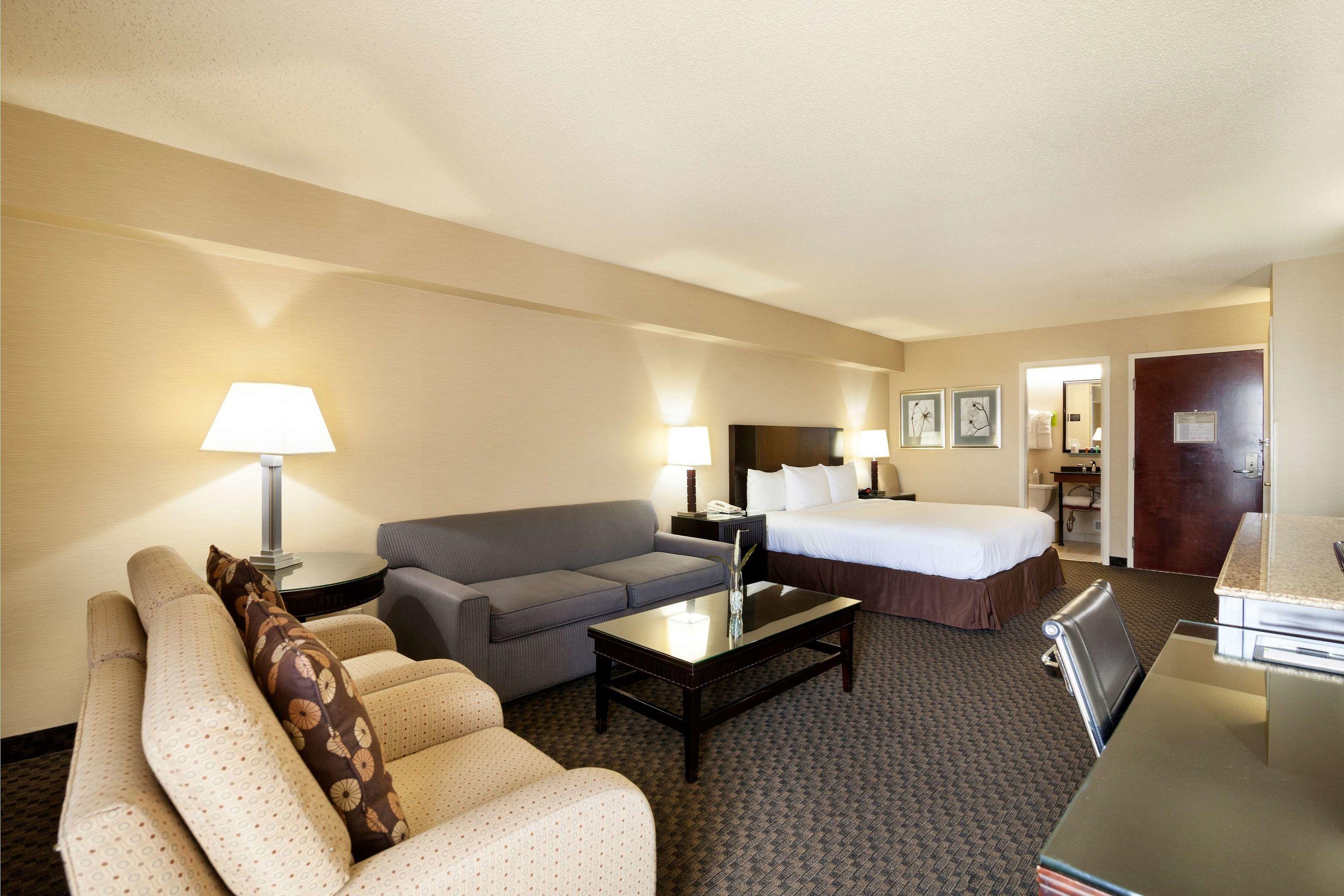 Radisson Hotel JFK Airport — photo 4