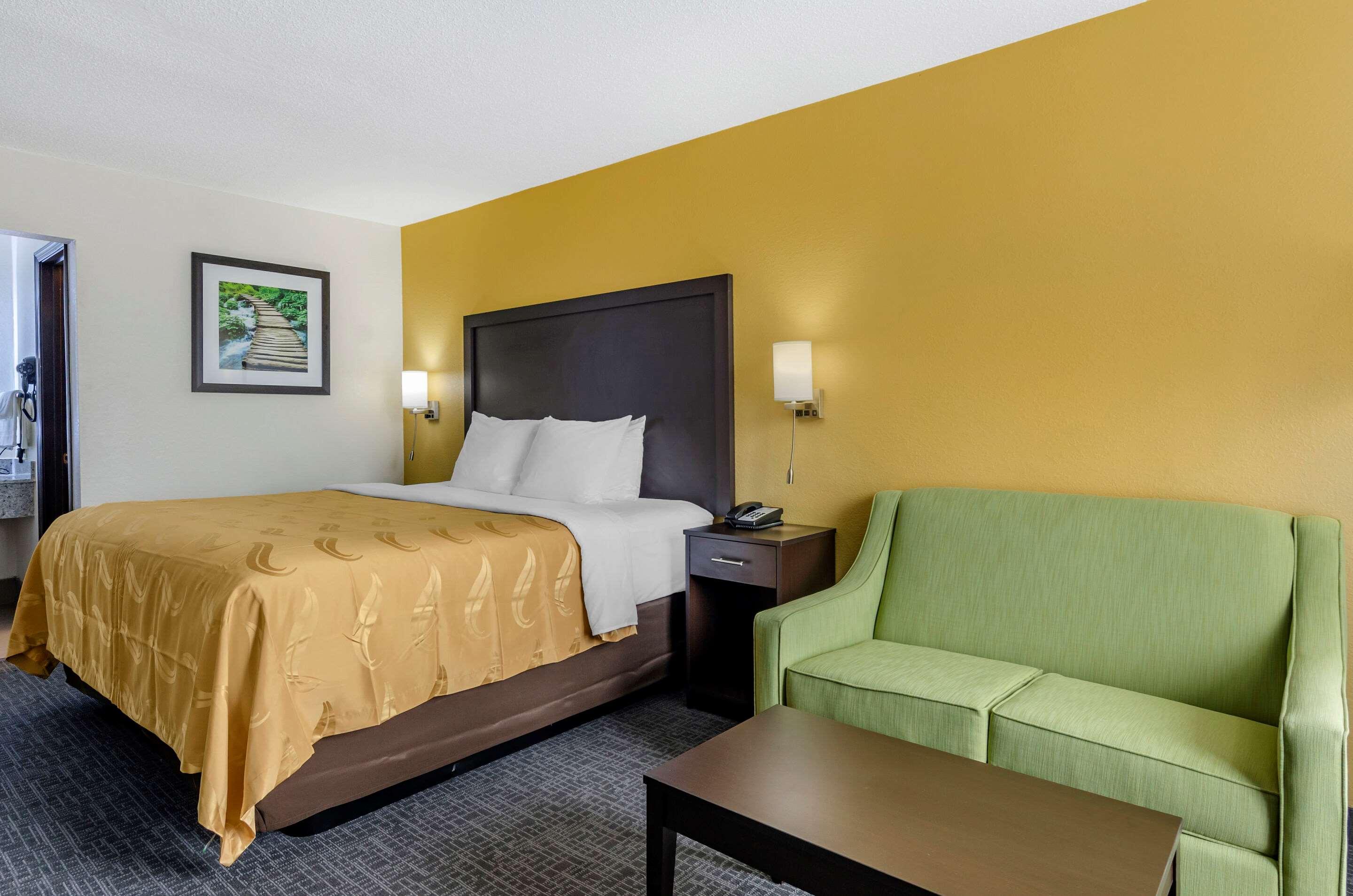 Quality Inn — photo 3