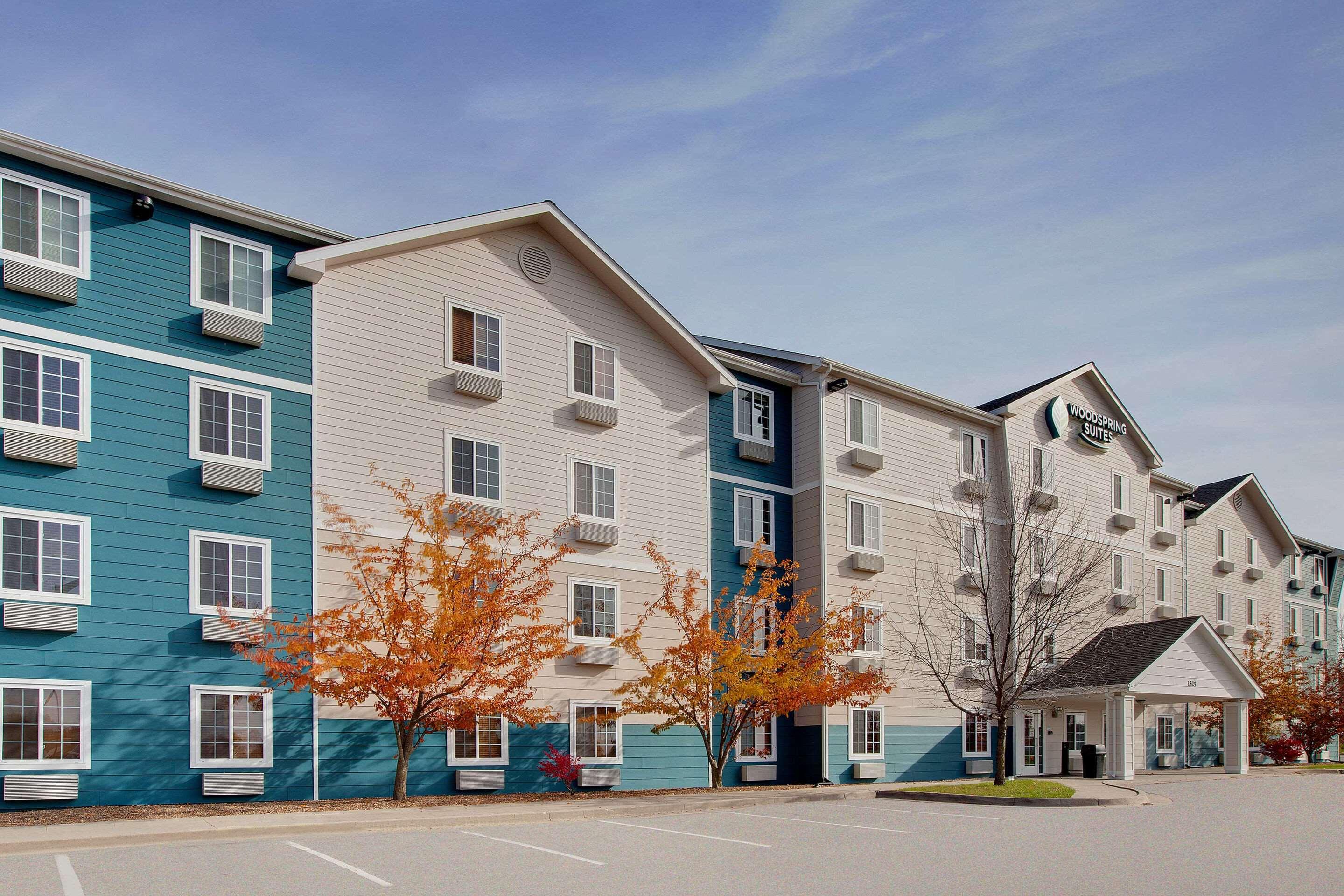 WoodSpring Suites Council Bluffs — photo 4