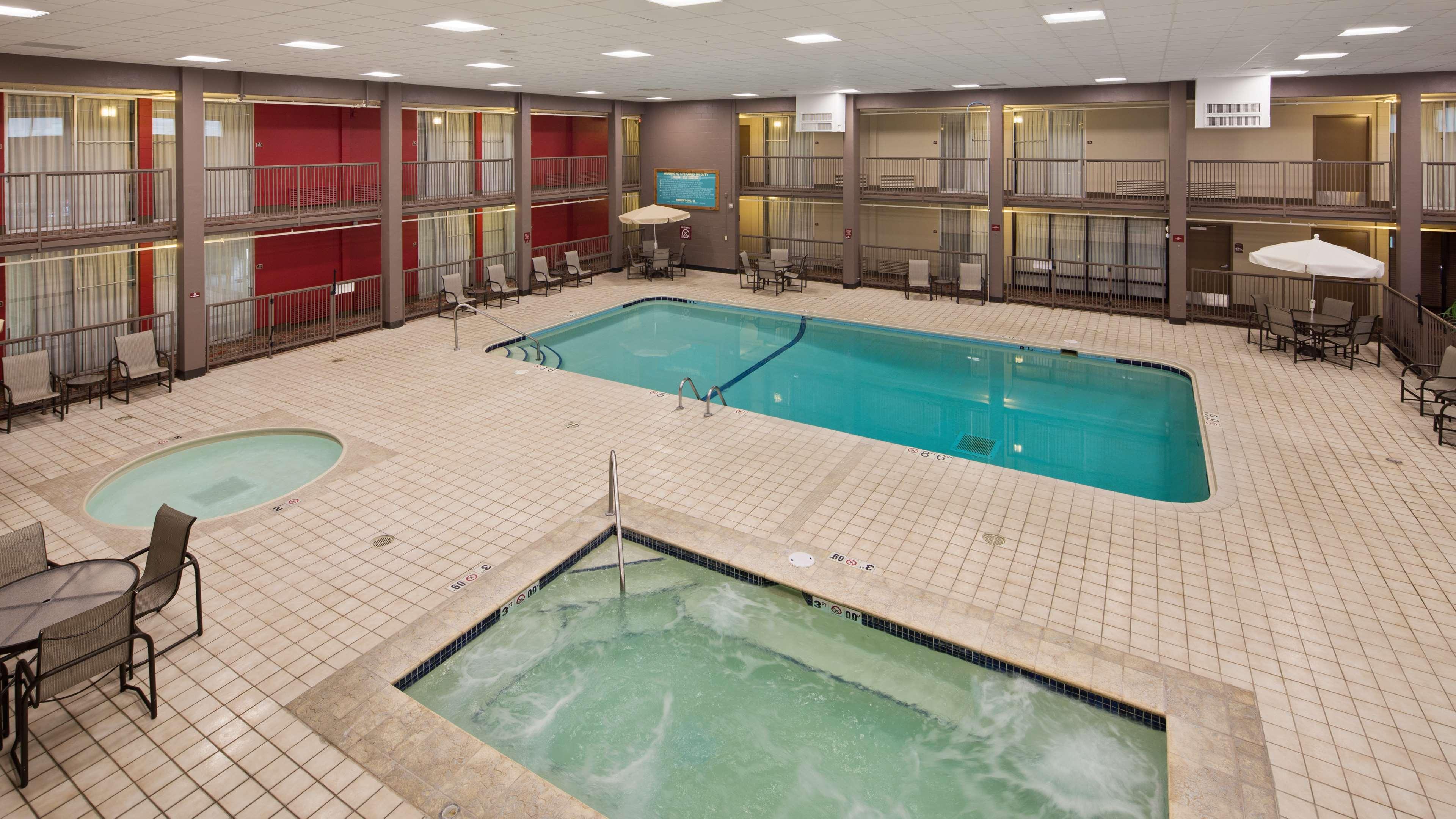 Best Western Plus Willmar — photo 5