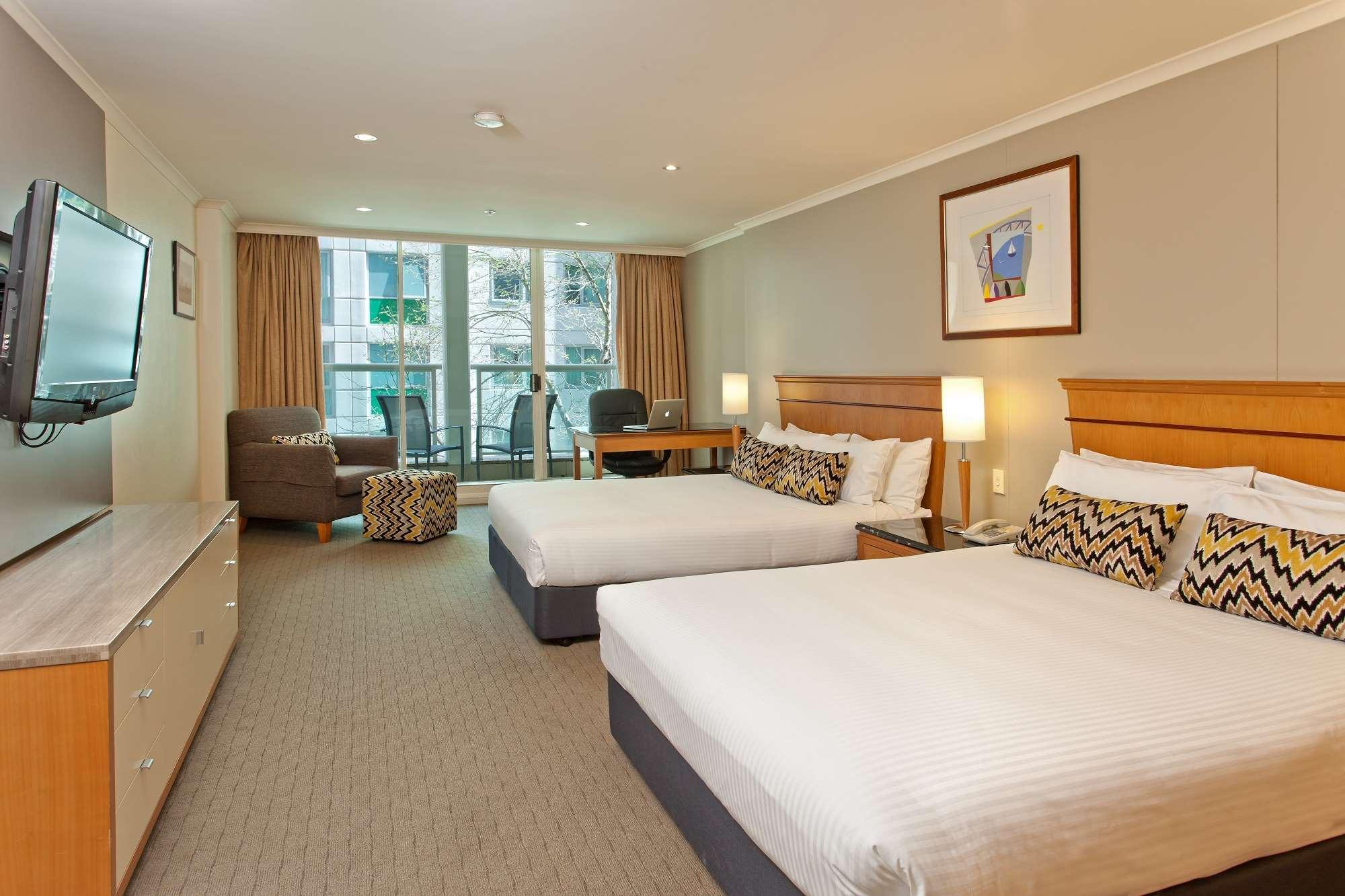 Radisson Hotel & Suites Sydney — photo 4
