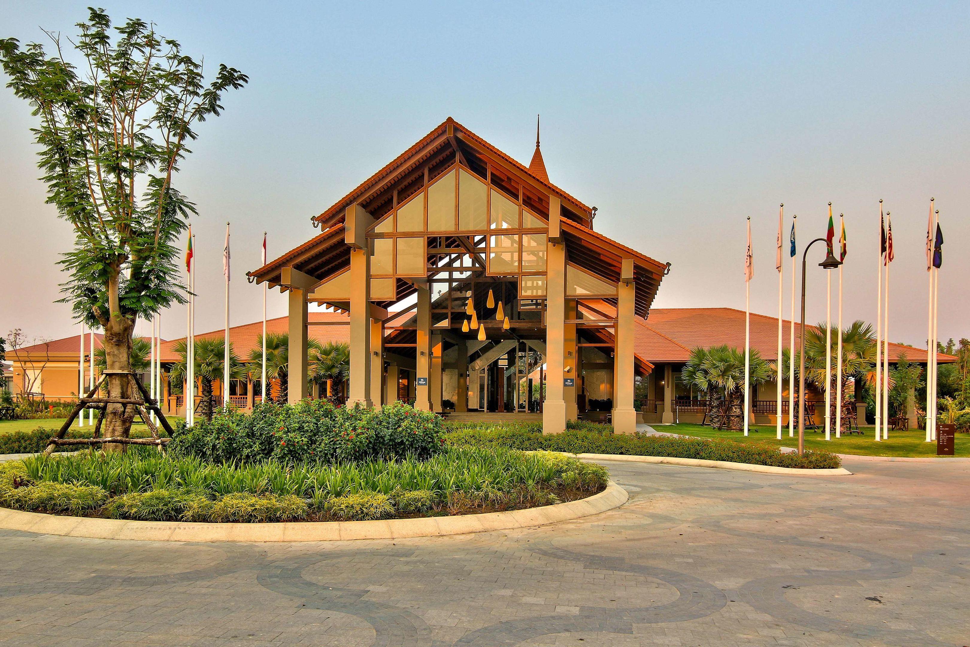 Hilton Nay Pyi Taw — photo 1